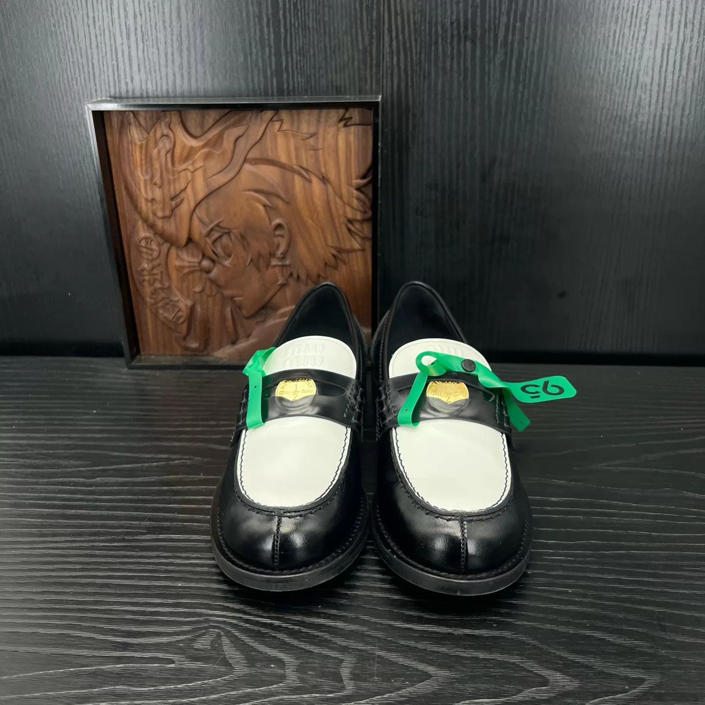 Miu Miu MIU MIU Penny Black & White Gold Women's 38 Like New Size US 7.5 / IT 37.5 - 5 Thumbnail