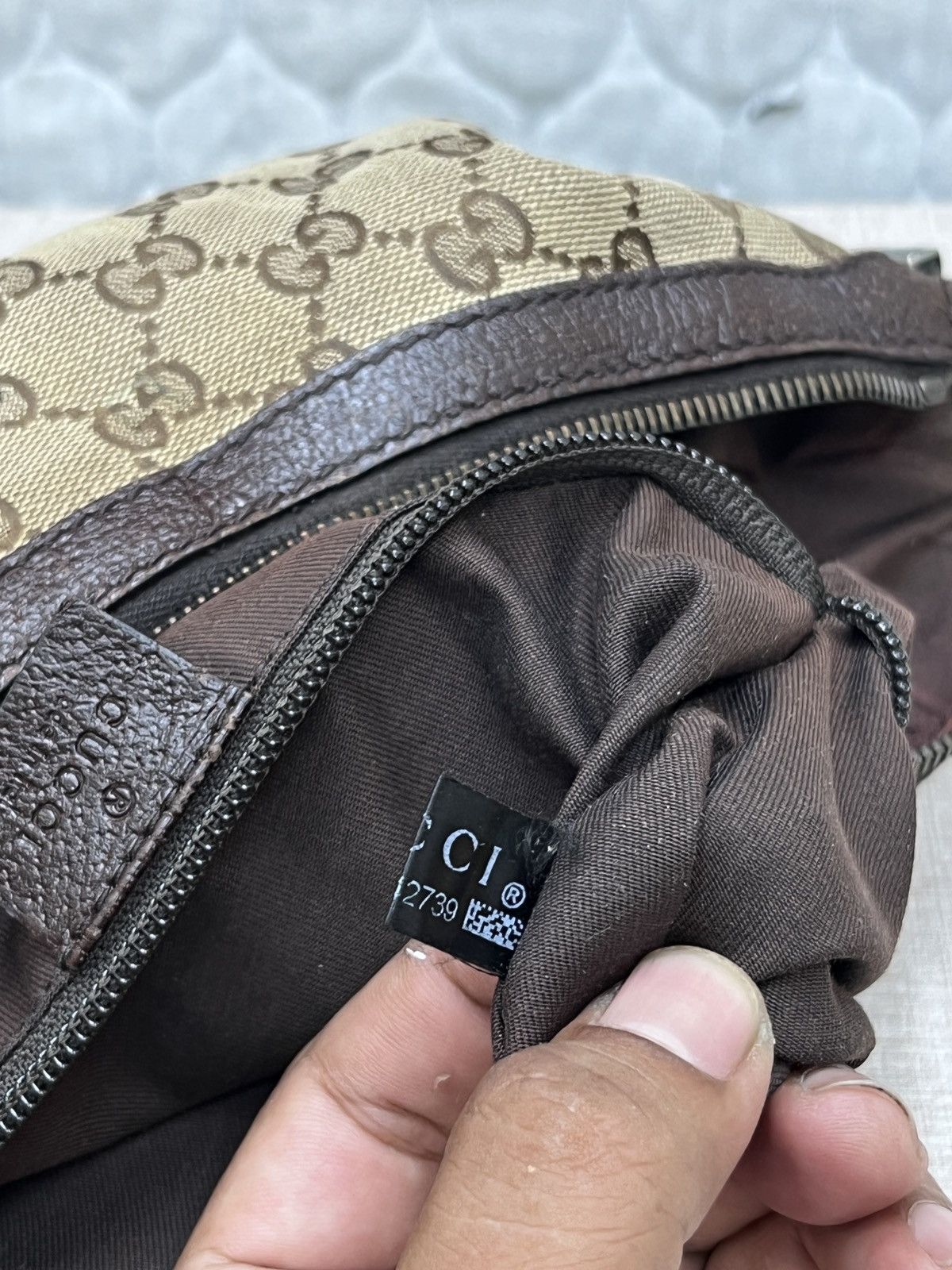 Gucci 🔥STEALS🔥 GUCCI SLING BAG Size ONE SIZE - 11 Thumbnail