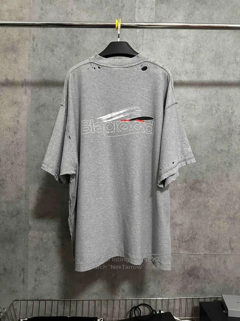 Balenciaga Balenciaga Distressed Logo Short Sleeve T-Shirt. Size US XL / EU 56 / 4 - 6 Thumbnail