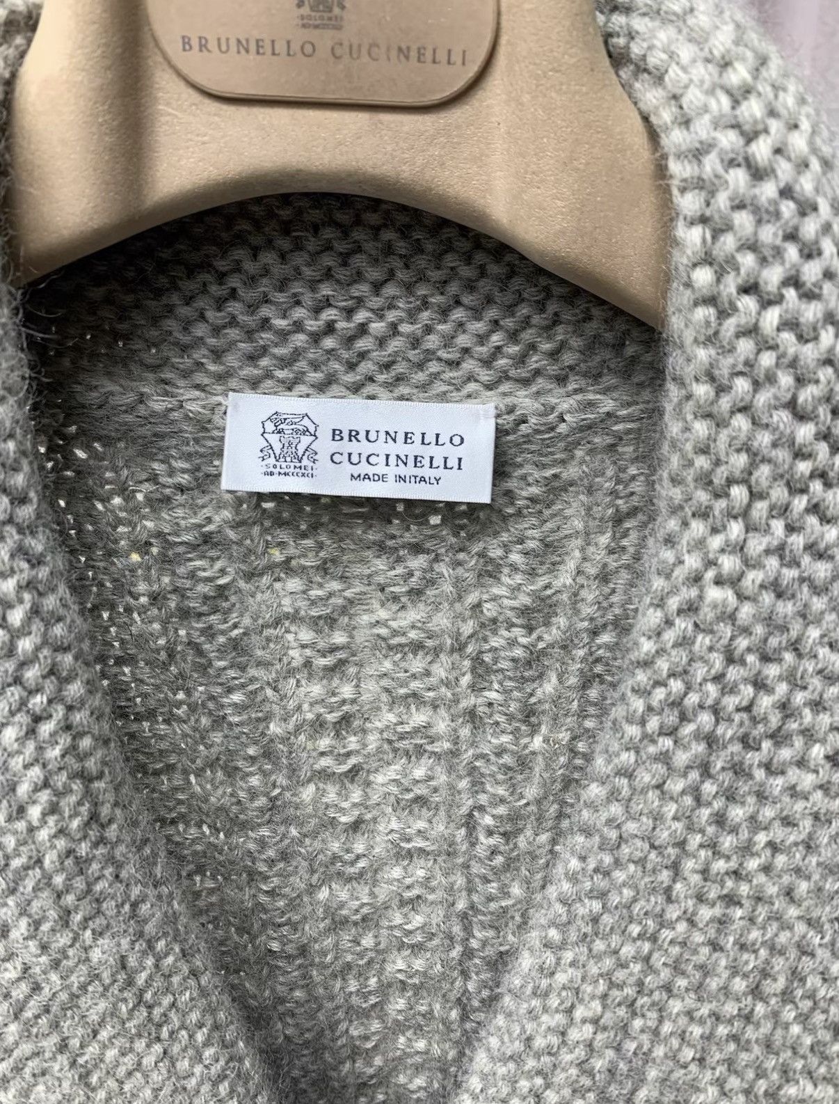 Brunello Cucinelli BRUNELLO CUCINELLI Grey Shawl Collar Cable Knit Heavyweight Size US M / EU 48-50 / 2 - 2 Thumbnail