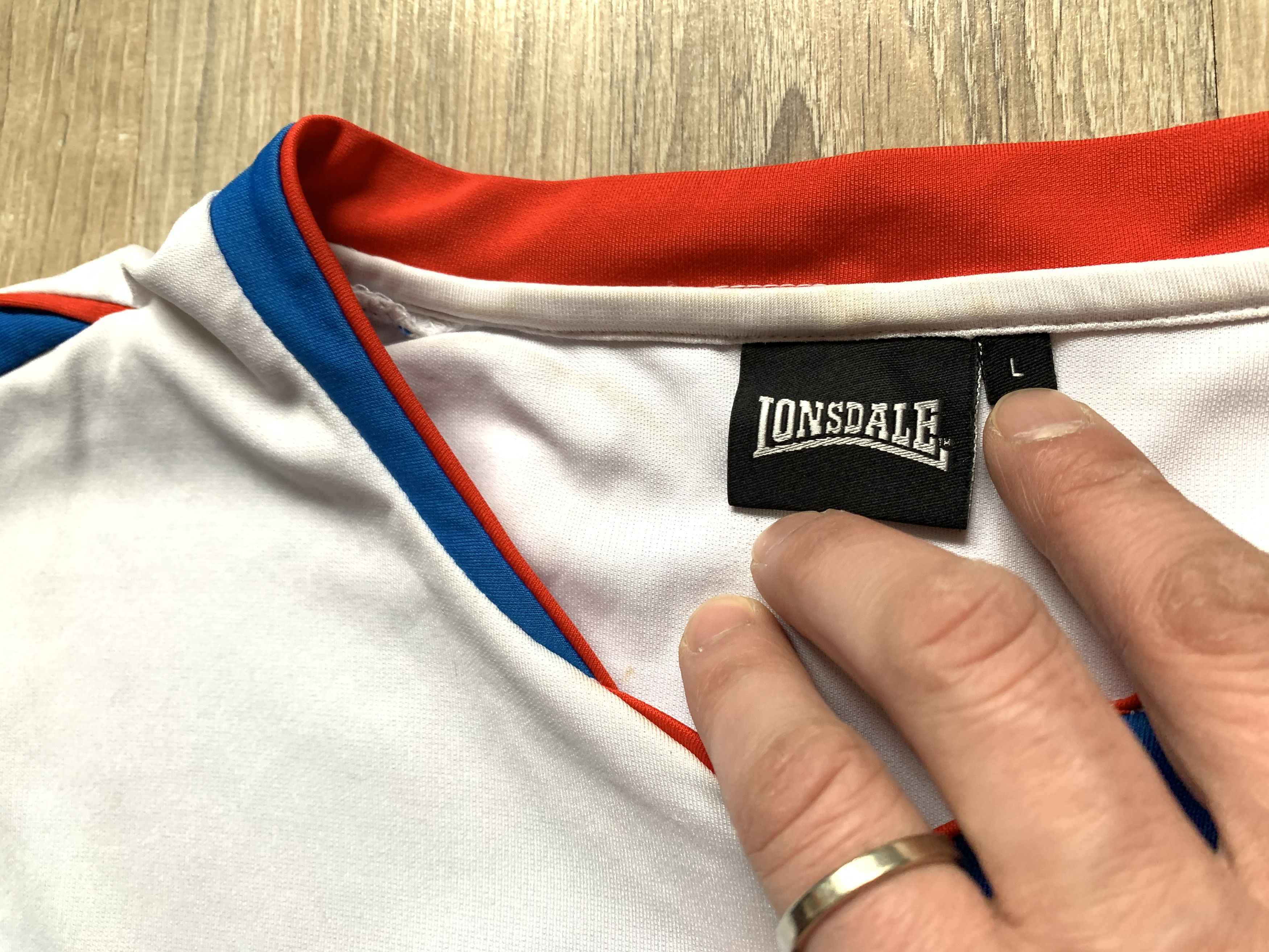 Lonsdale × Vintage Vintage Lonsdale Blackburn Home Football Shirt 2004-2005 Size US L / EU 52-54 / 3 - 5 Thumbnail