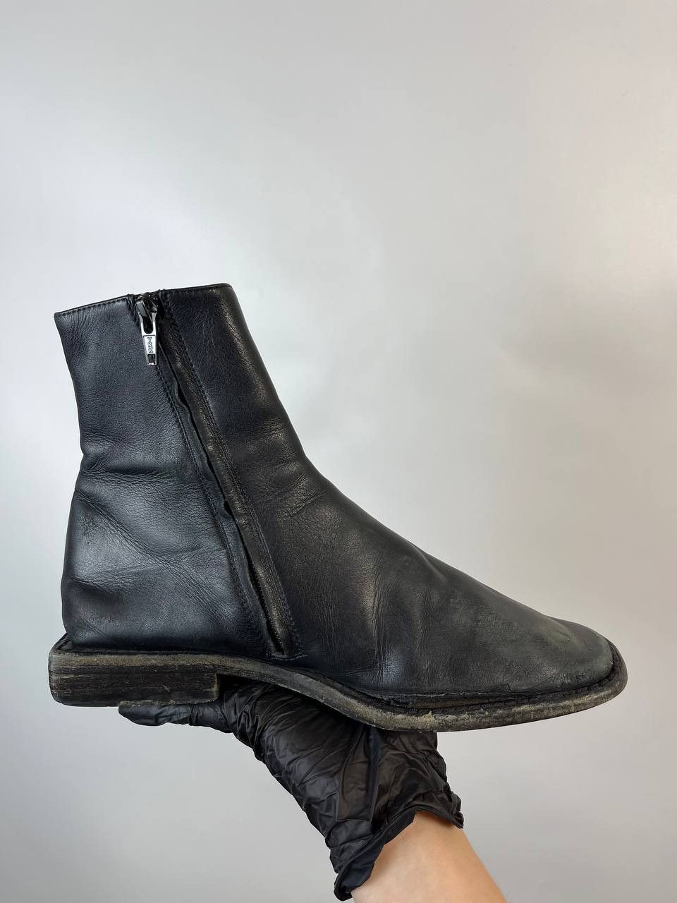 Balenciaga BALENCIAGA Chelsea ZIP-UP LEATHER BOOTS. SIZE 36 Size US 6 / IT 36 - 1 Thumbnail