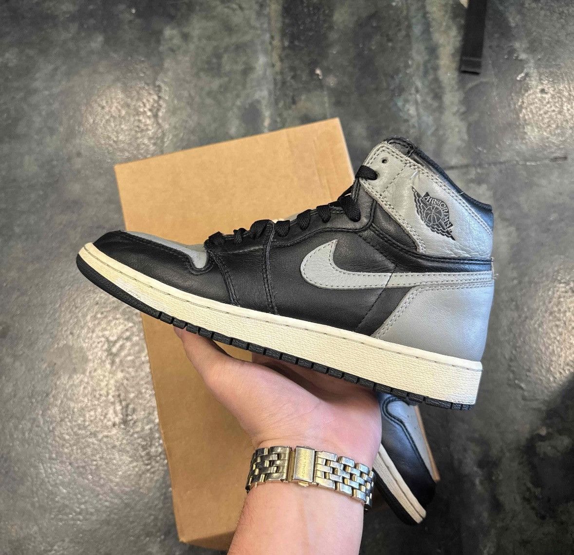 Nike Jordan 1 High Shadow Size US 7 / EU 40 - 7 Thumbnail