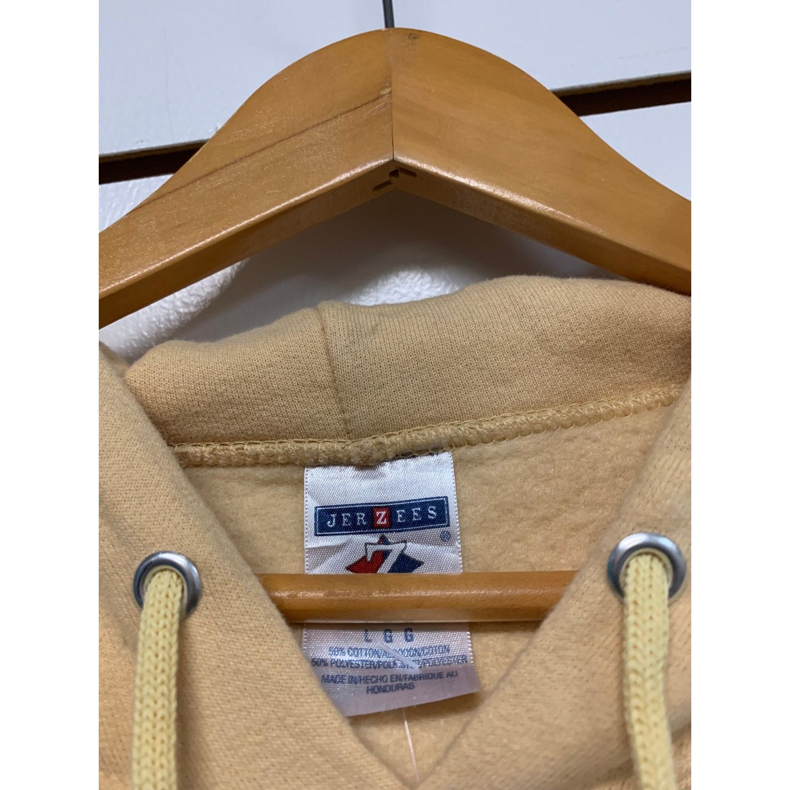 Jerzees Vintage Light yellow Sweatshirt hoodie size Large 1990s 80s Size US L / EU 52-54 / 3 - 3 Thumbnail