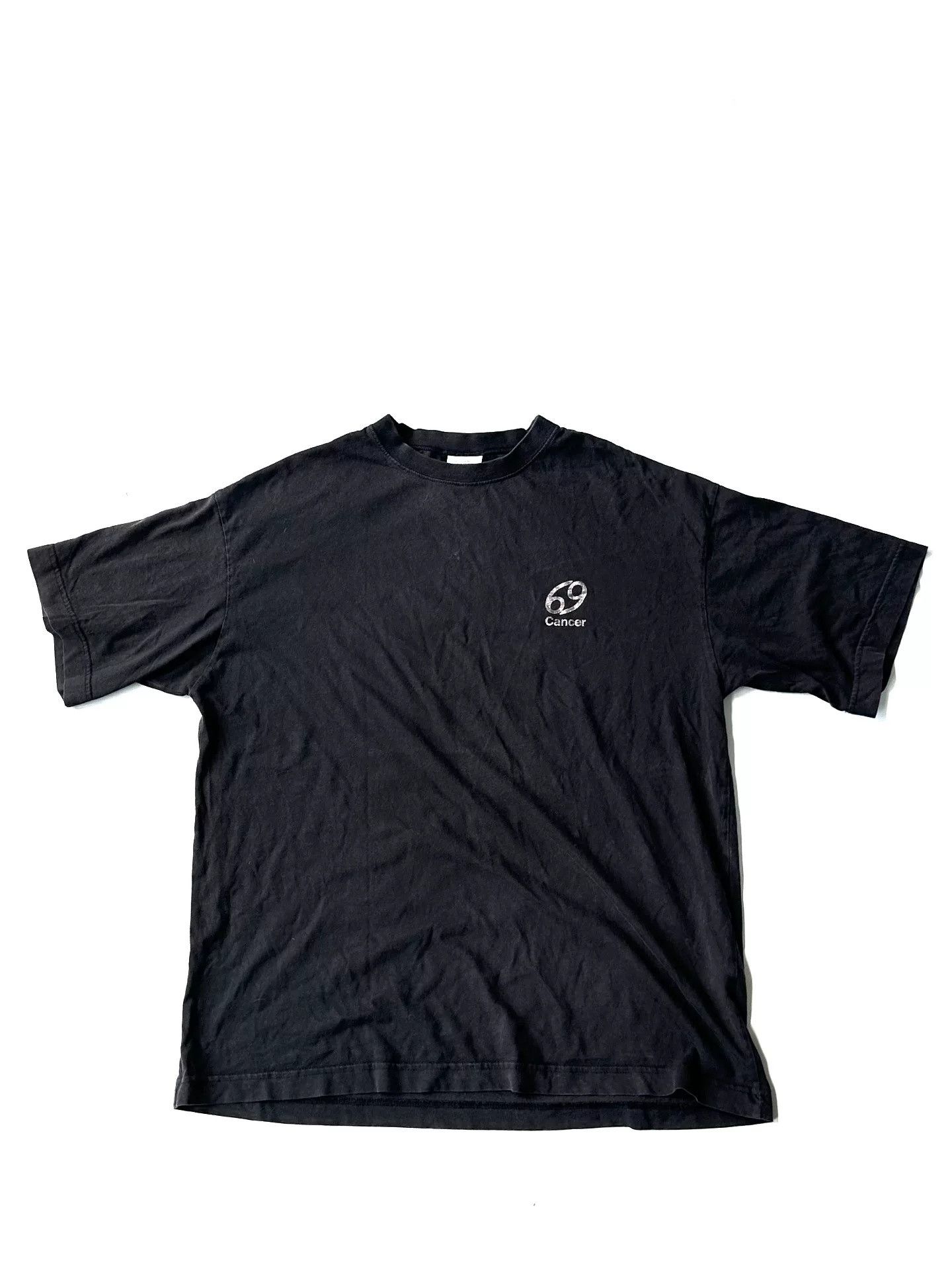 Vetements Vetements Logo Short Sleeve T-Shirt Size US S / EU 44-46 / 1 - 1 Thumbnail