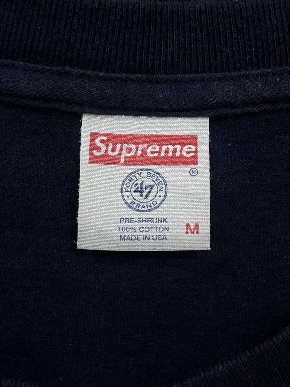 New Era × New York Yankees × Supreme Supreme x New York Yankees Box Logo Tee Navy Colorway SS15 Size US M / EU 48-50 / 2 - 5 Thumbnail