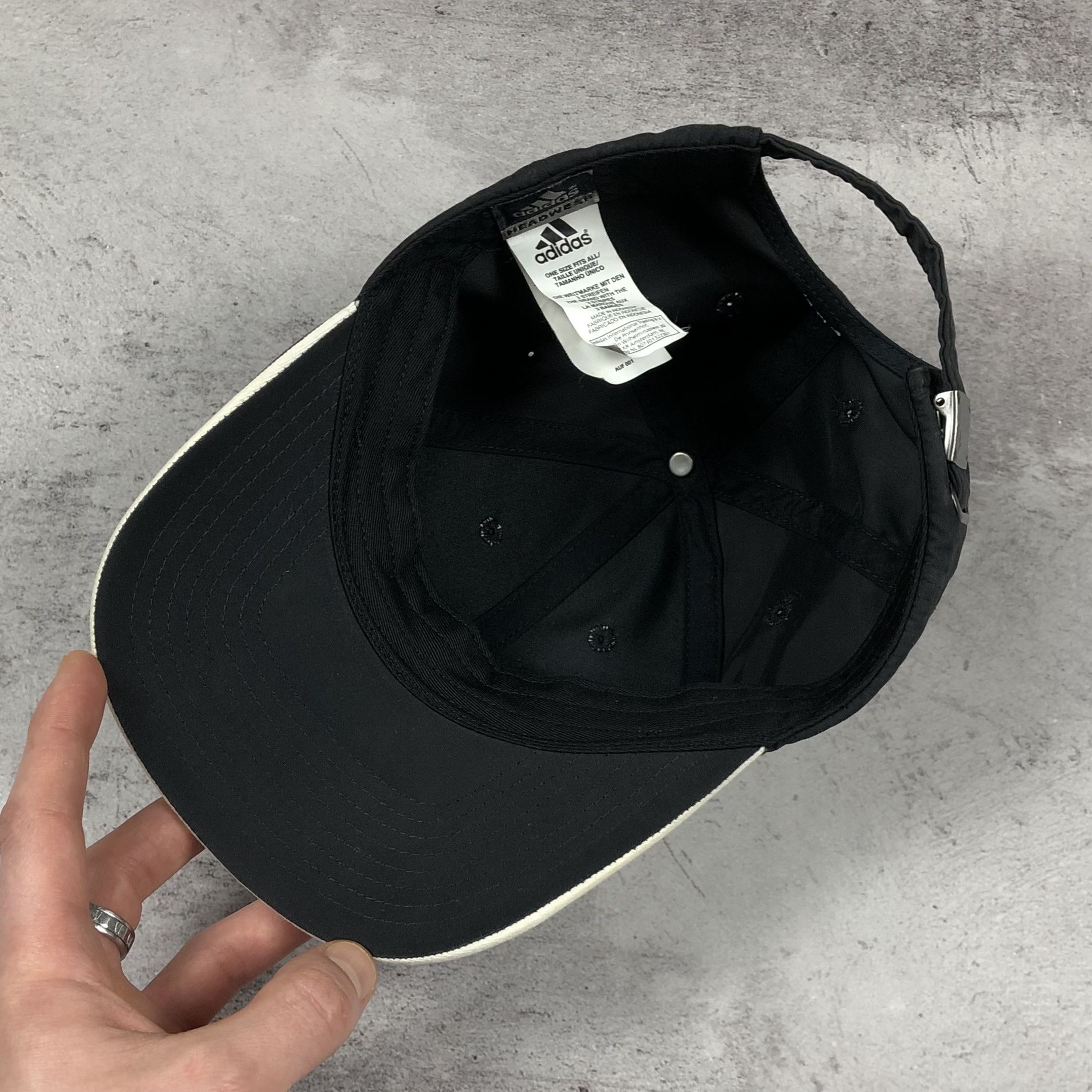 Adidas Vintage Adidas Cap Size ONE SIZE - 9 Thumbnail