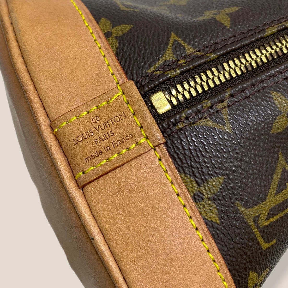 Louis Vuitton AUTH. LOUIS VUITTON MONOGRAM ALMA PM HANDBAG WITH LONG STRAP Size ONE SIZE - 12 Thumbnail