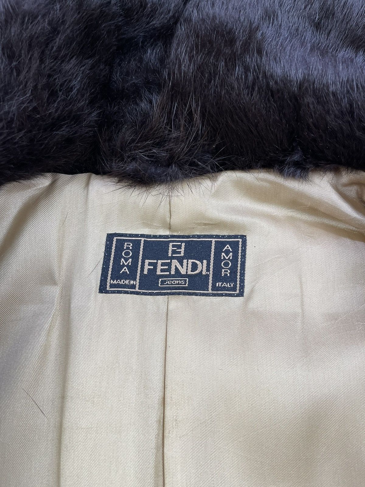 Fendi Vintage FENDI Roma Jeans Abstract Fur Trench Coats Size M / US 6-8 / IT 42-44 - 19 Thumbnail