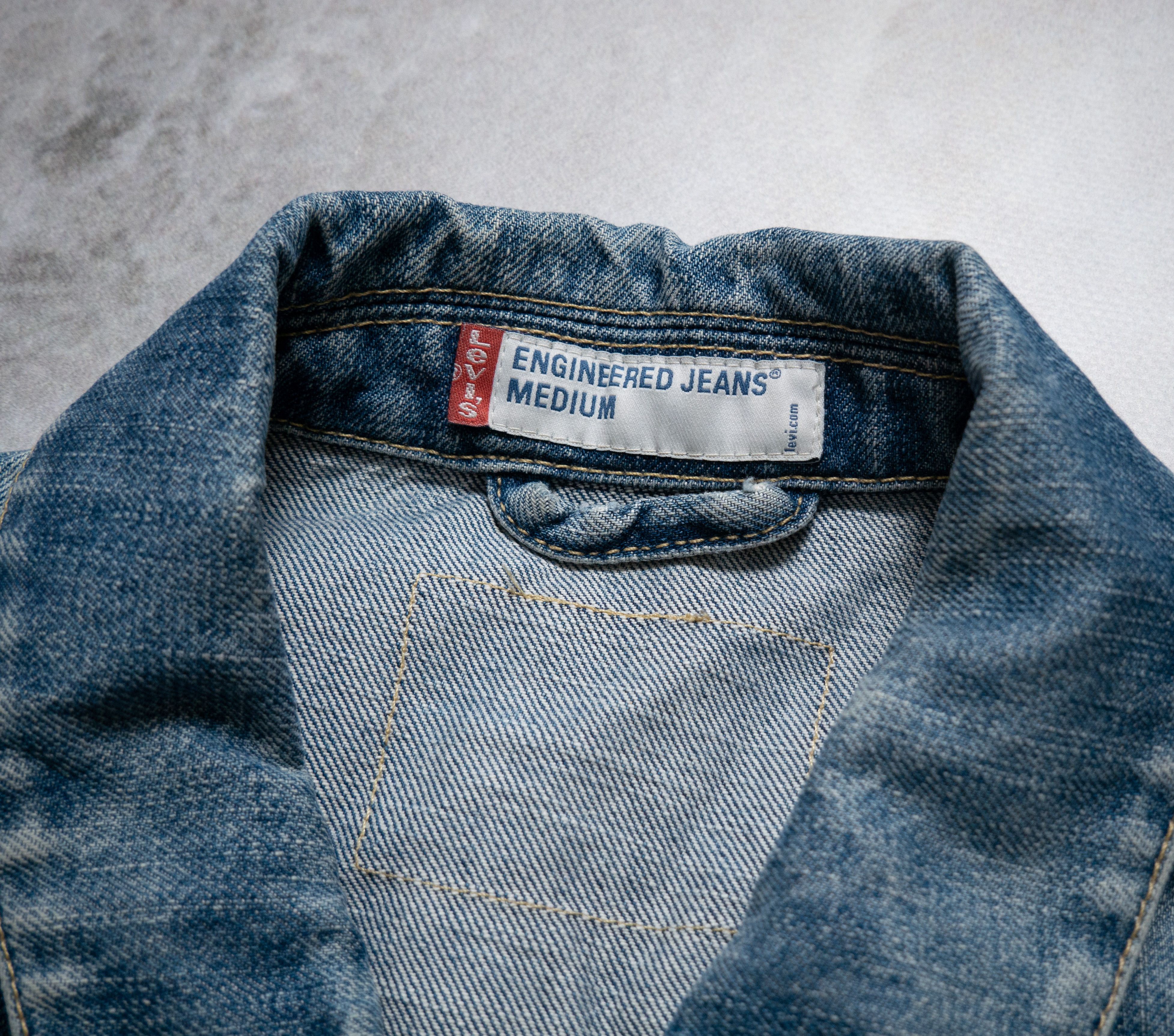Levi's × Vintage Vintage 00s Levis Engineered Denim Trucker Jacket Distressed Size US M / EU 48-50 / 2 - 7 Thumbnail