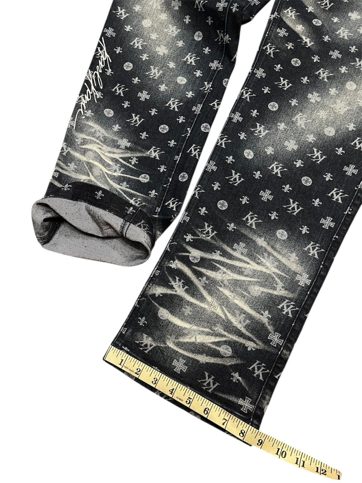 Karl Kani KARL KANI STRECTH MONOGRAM DENIM PANTS Size US 40 / EU 56 - 17 Thumbnail
