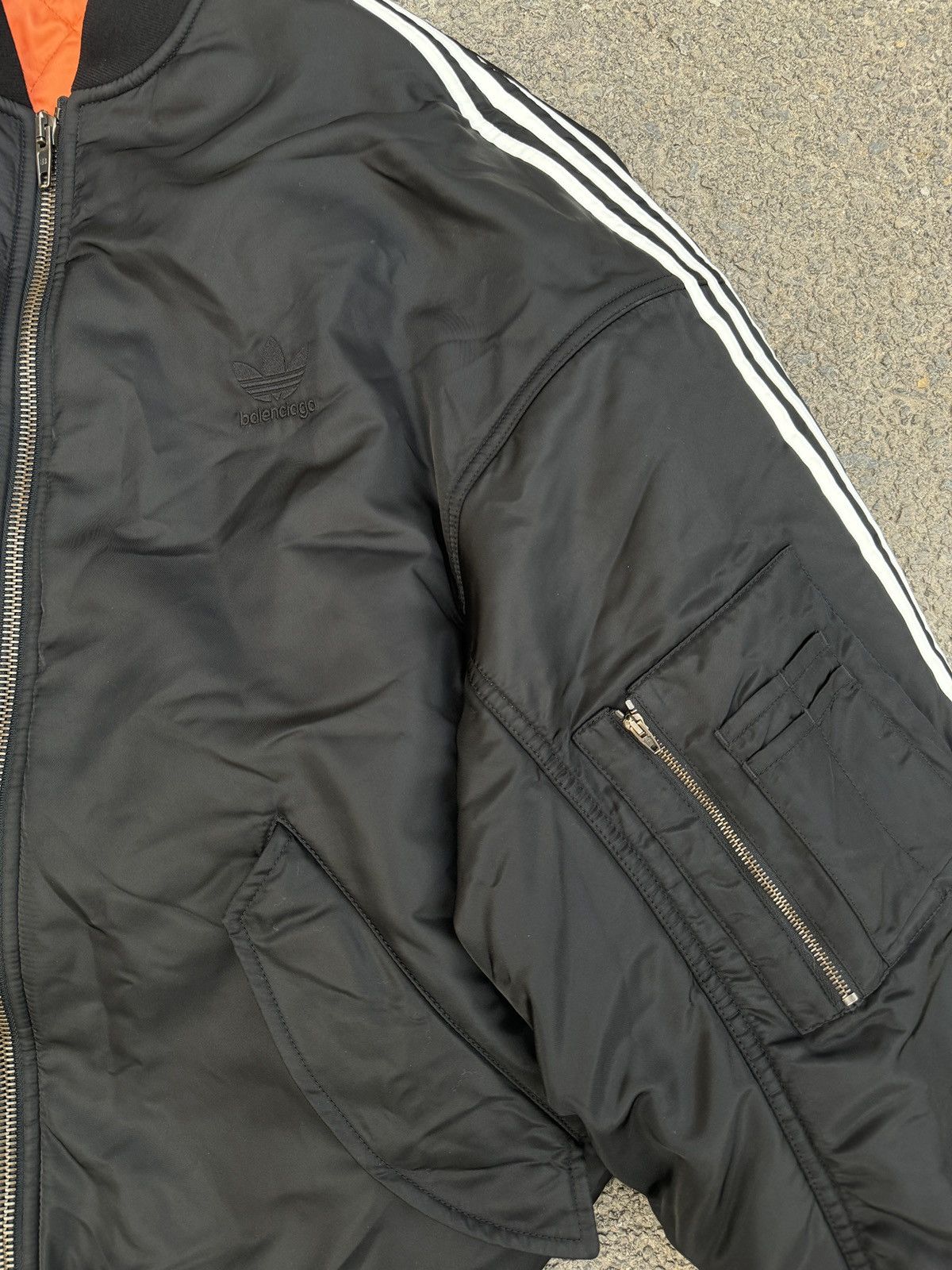 Balenciaga Balenciaga Adidas Black oversized bomber Sz.46 Size US S / EU 44-46 / 1 - 7 Thumbnail