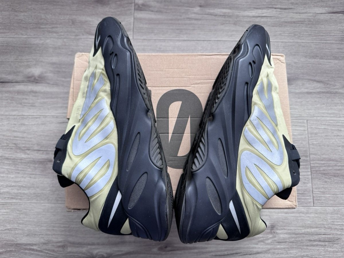 Adidas Yeezy boost 700 mnvn men size 10 Size US 10 / EU 43 - 5 Thumbnail