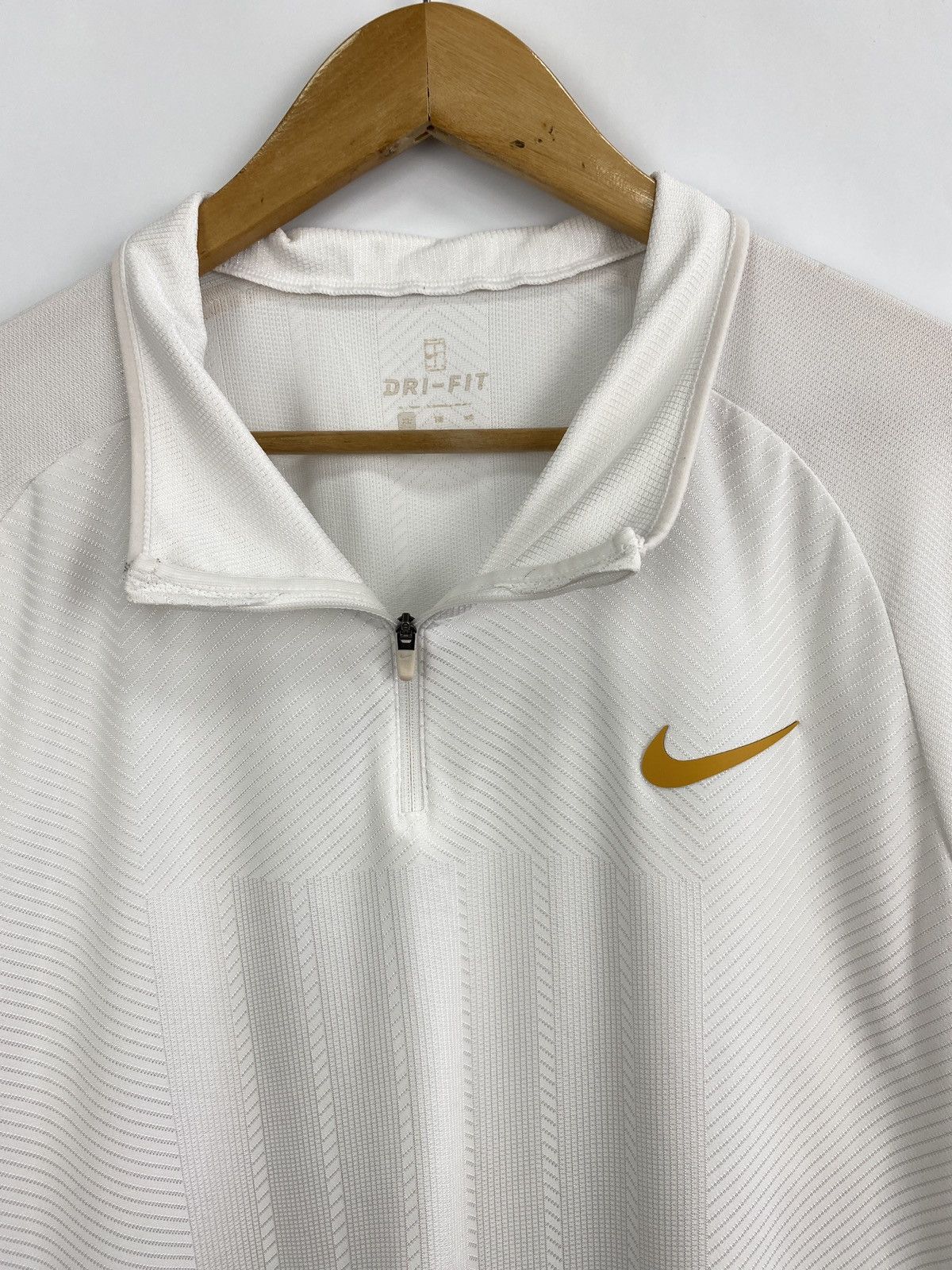 Nike 🎾🇺🇸 Y2K Nike Challenge Court Tennis 3/4 Sleeve T-Shirt Size US L / EU 52-54 / 3 - 4 Thumbnail