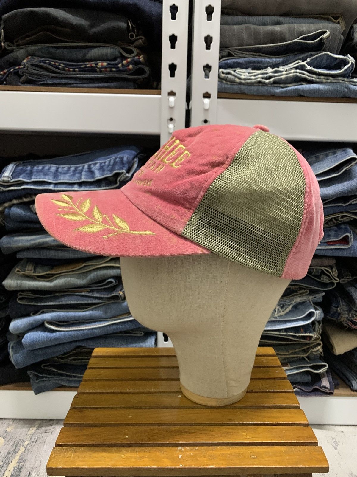 Japanese Brand Japanese Brand TAHCHEE Cheetah 1978 Trucker Hat Size ONE SIZE - 3 Thumbnail