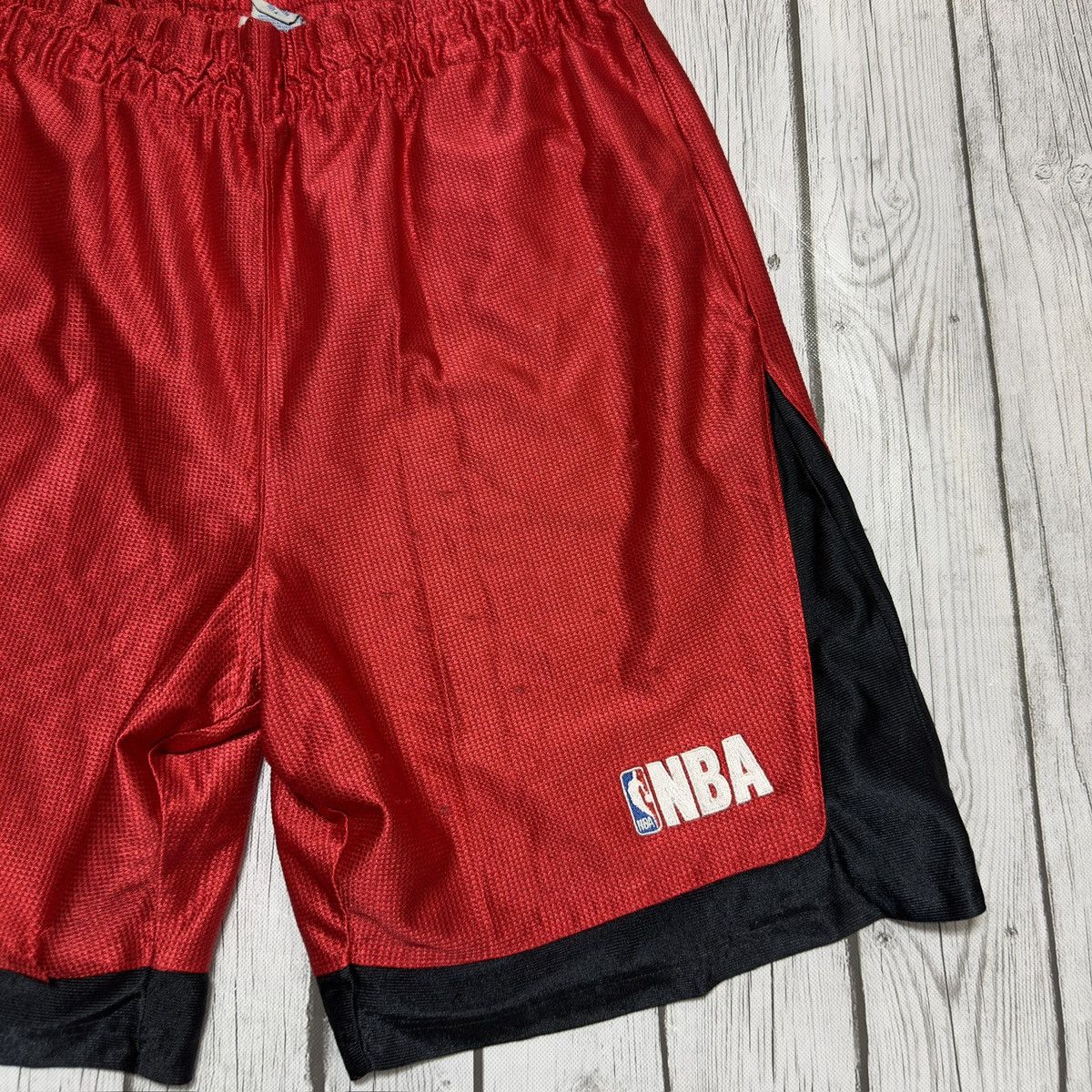 NBA × Vintage Vintage NBA shorts Size US 34 / EU 50 - 3 Thumbnail