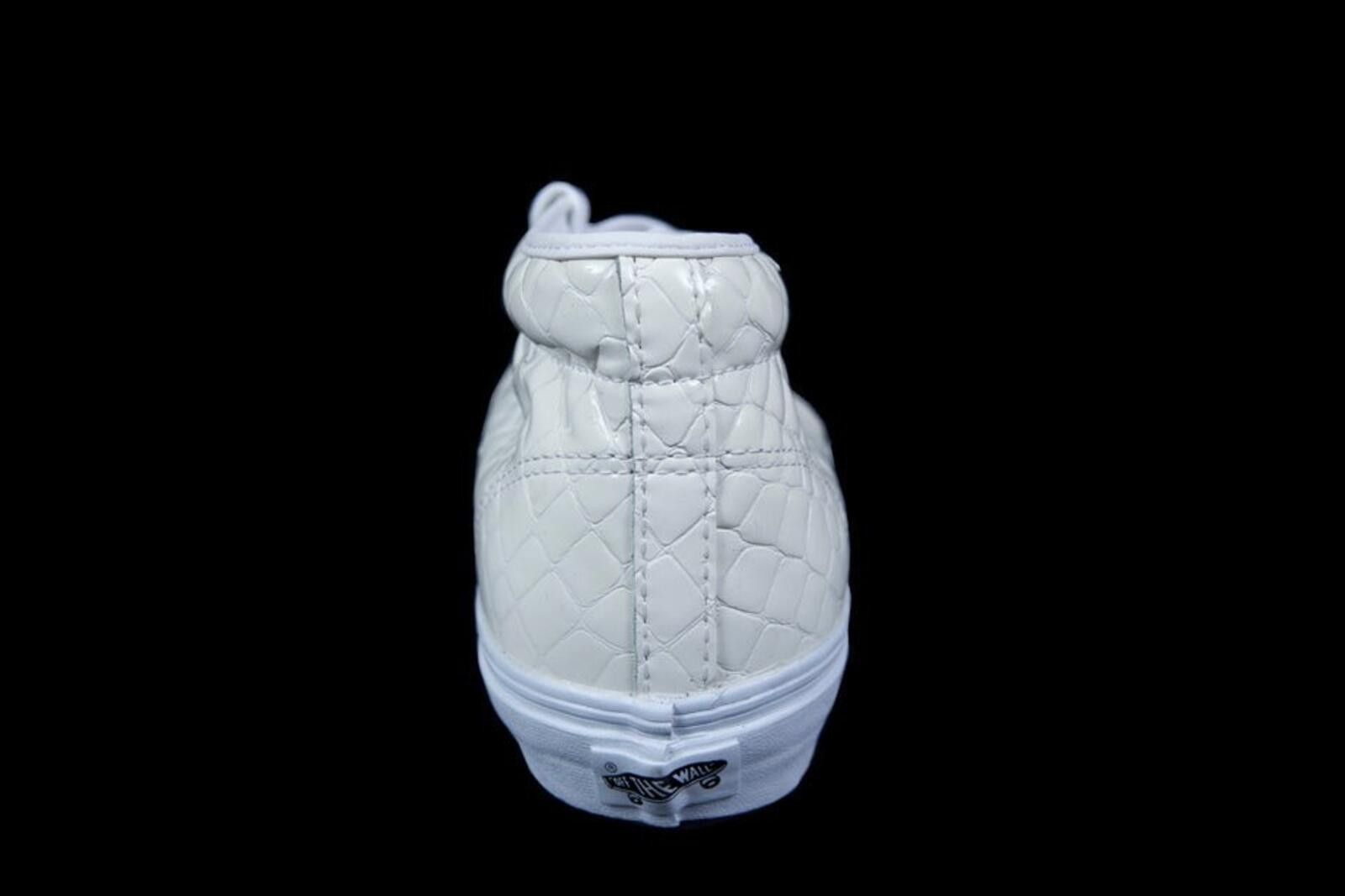 Vans Vans Chukka Boot LX White Croc Leather VN-0EHAXIM US10.5 Size US 10.5 / EU 43-44 - 4 Thumbnail