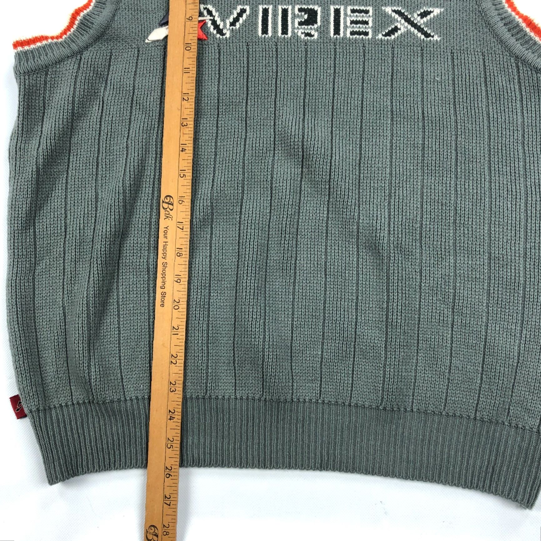 Avirex VINTAGE Avirex Sweater Vest Mens L Preppy Tennis Sleeveless Gray V-Neck Twotone Knit Shirt Size US L / EU 52-54 / 3 - 5 Thumbnail
