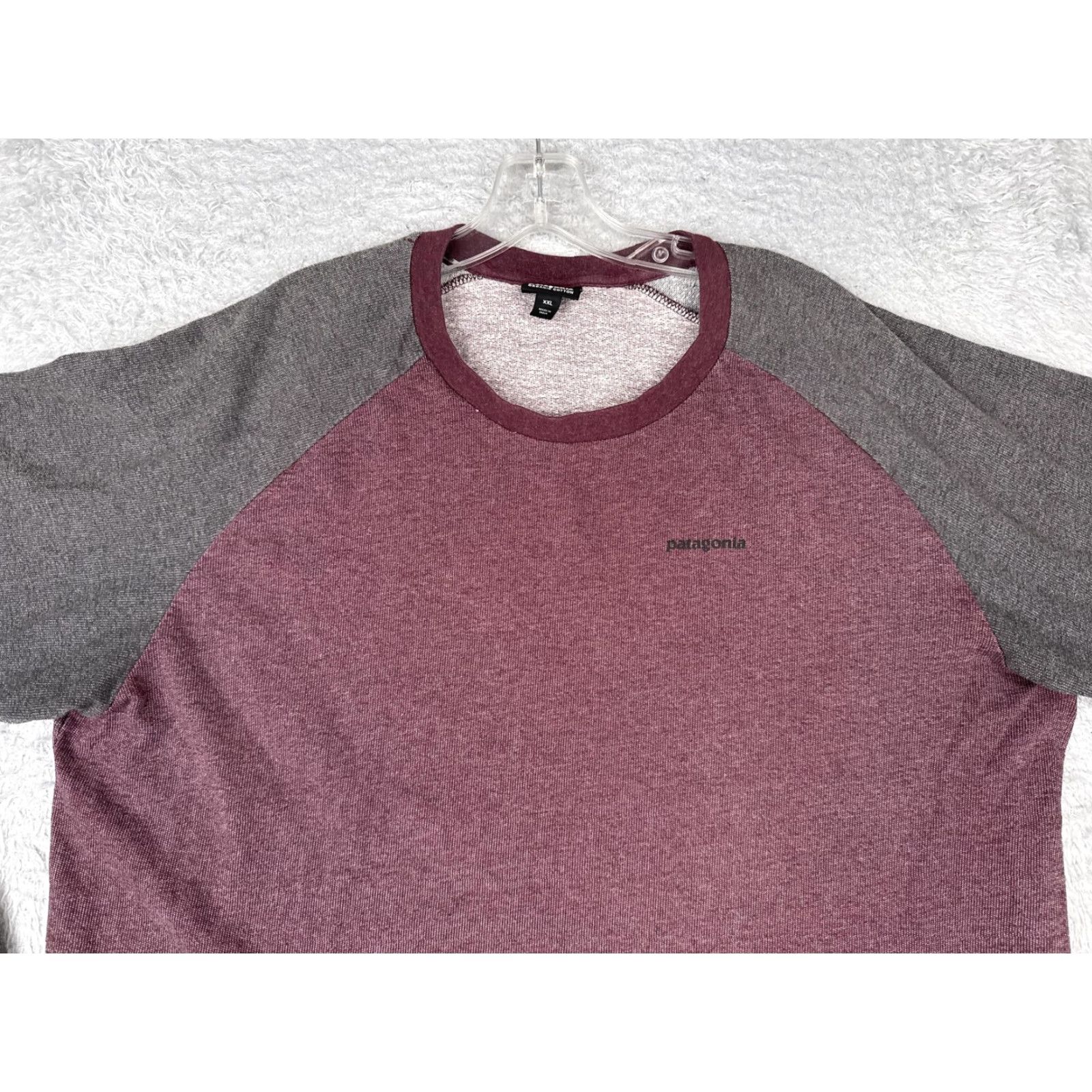 Patagonia Patagonia Sweatshirt Mens 2XL Red Gray French Terry P-6 Logo Lightweight Crew Neck Raglan Long Sleeve Knit Graphic Print Size US XXL / EU 58 / 5 - 4 Thumbnail