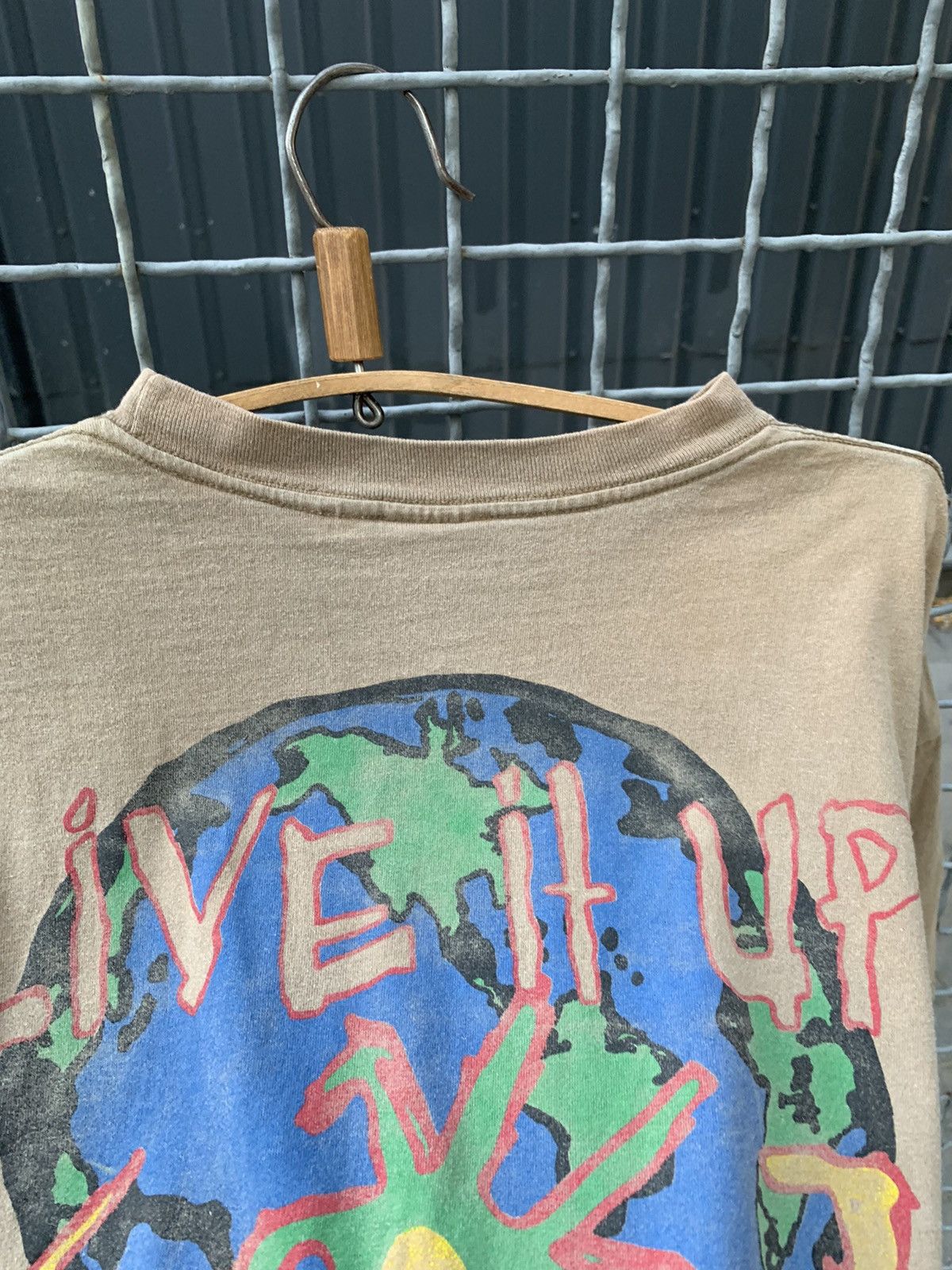 Band Tees Vintage B Ware Risk Everything Skate Jamaica Live It Up Tee Size US XL / EU 56 / 4 - 21 Thumbnail