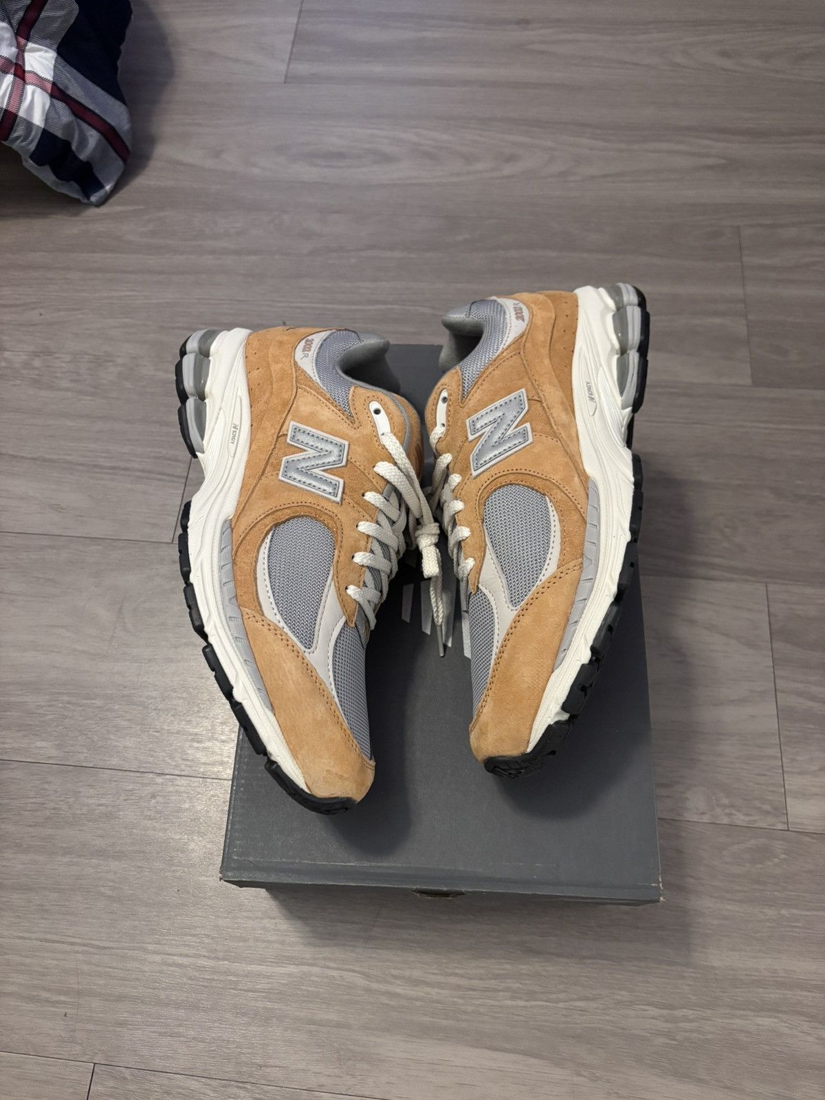 New Balance NB 2002R Size US 10 / EU 43 - 3 Thumbnail
