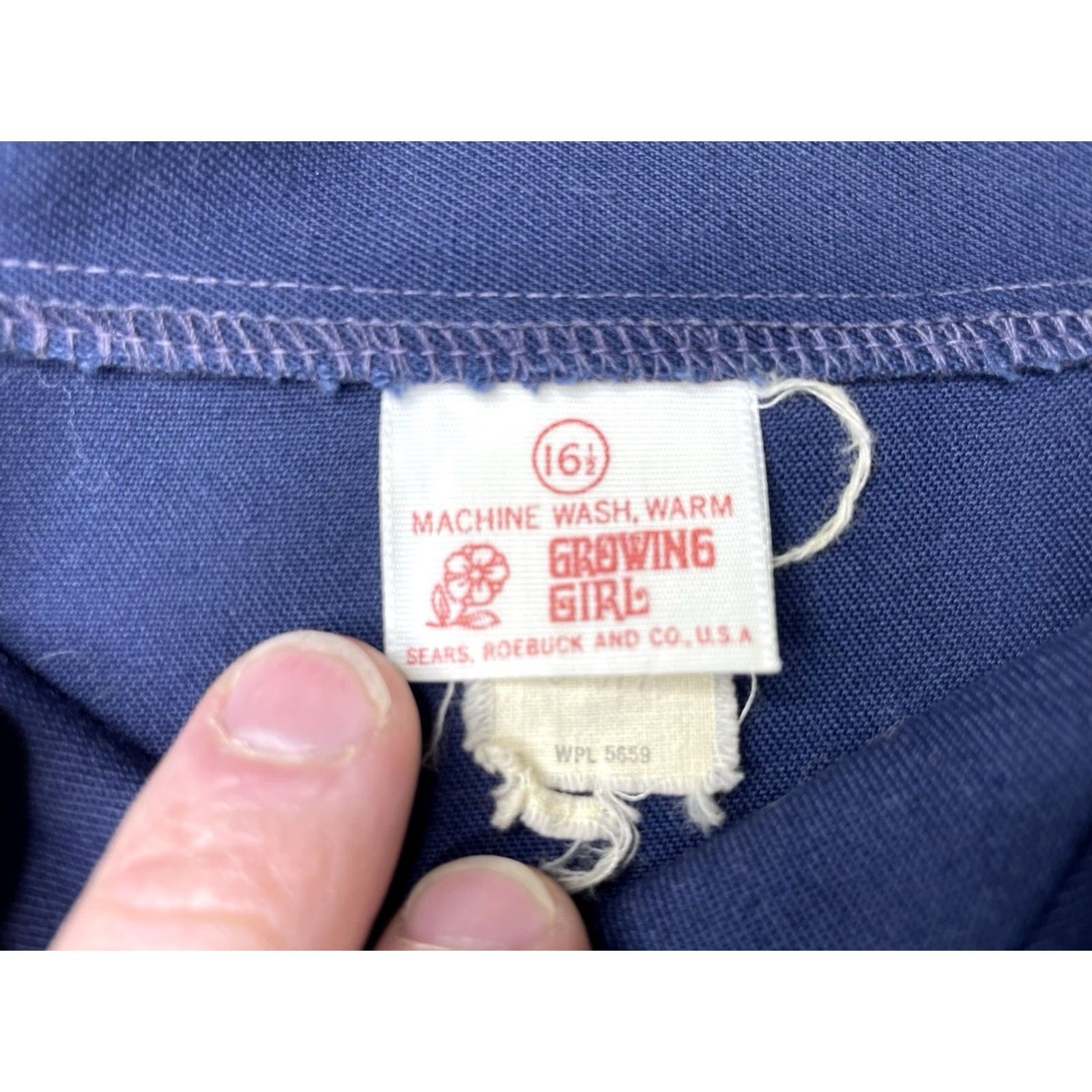 Sears VINTAGE Sears Shirt Girls 16.5 70s Floral Embroidered Blue Long Sleeve Cotton Blend Snap Buttons Girls Mens? Size US XL / EU 56 / 4 - 3 Thumbnail