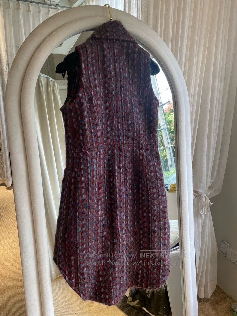 Chanel Chanel 16-year-old Roman series burgundy vest Size XS / US 0-2 / IT 36-38 - 2 Thumbnail