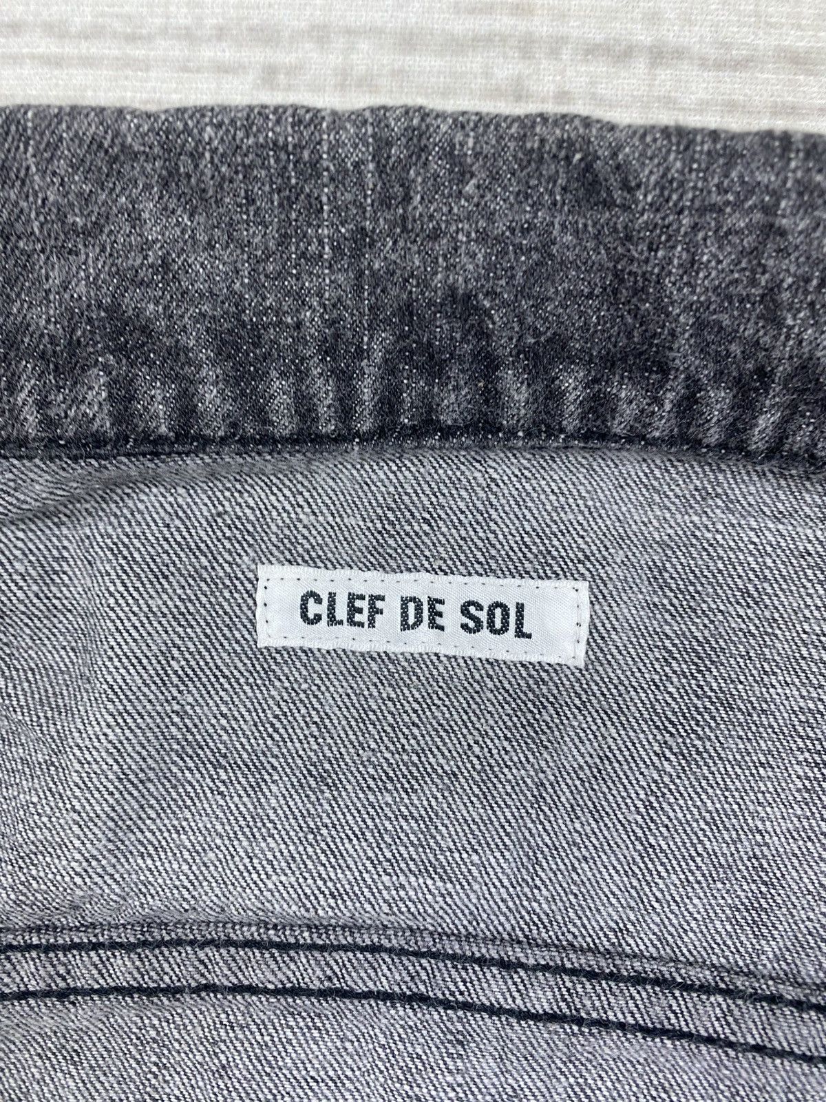 If Six Was Nine × Vintage Vintage Clef De Sol Distressed Style Denim Trucker Jacket Size US S / EU 44-46 / 1 - 11 Thumbnail