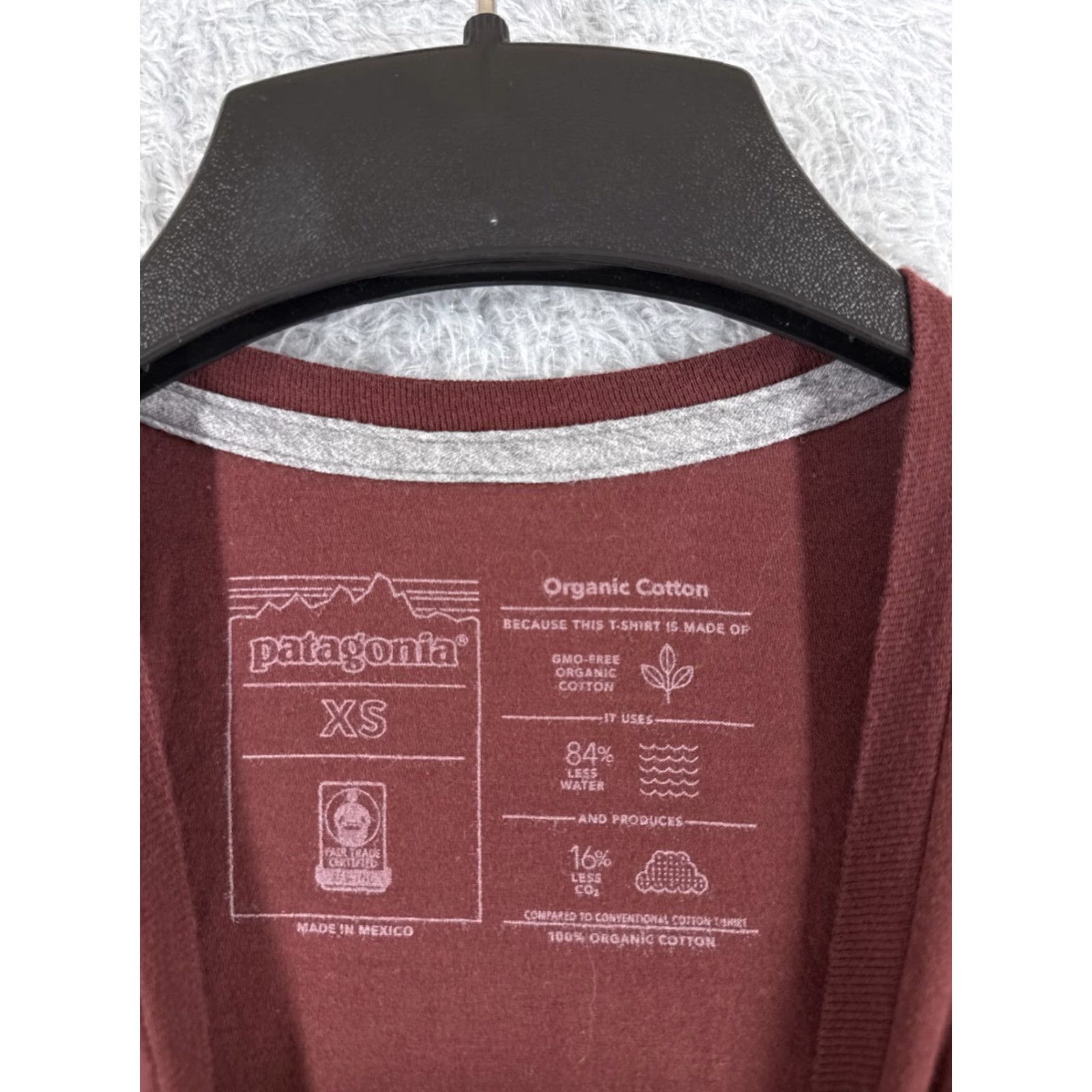 Patagonia Patagonia Shirt Mens XS Red Short Sleeve Crew Neck 100% Cotton Jersey Logo Vintage? No. All Seasons Breathable All Seasons Size US XS / EU 42 / 0 - 7 Thumbnail