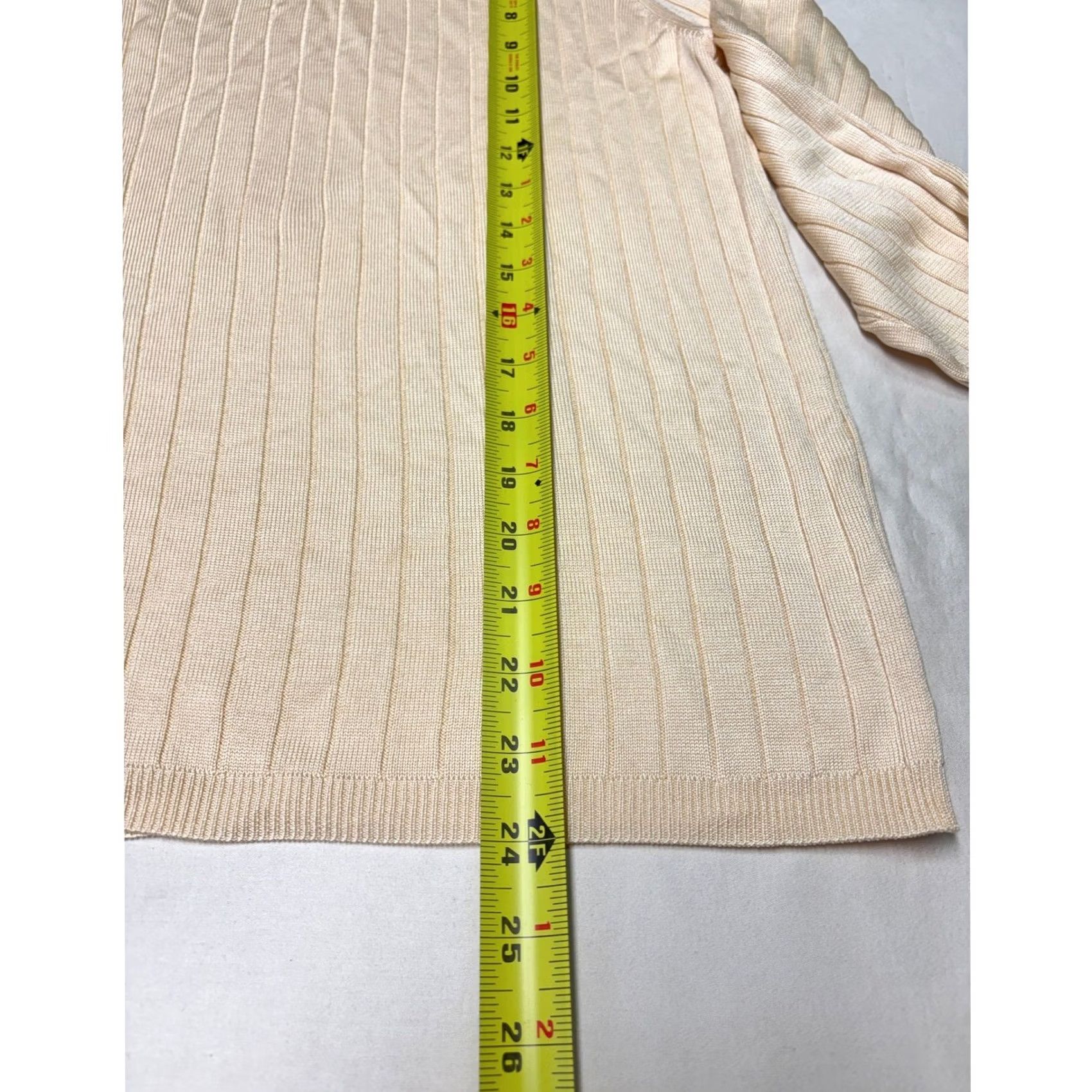 Brooks Brothers Brooks Brothers Womens Silk Ribbed Turtleneck Sweater Cream Beige Large Size L / US 10 / IT 46 - 4 Thumbnail