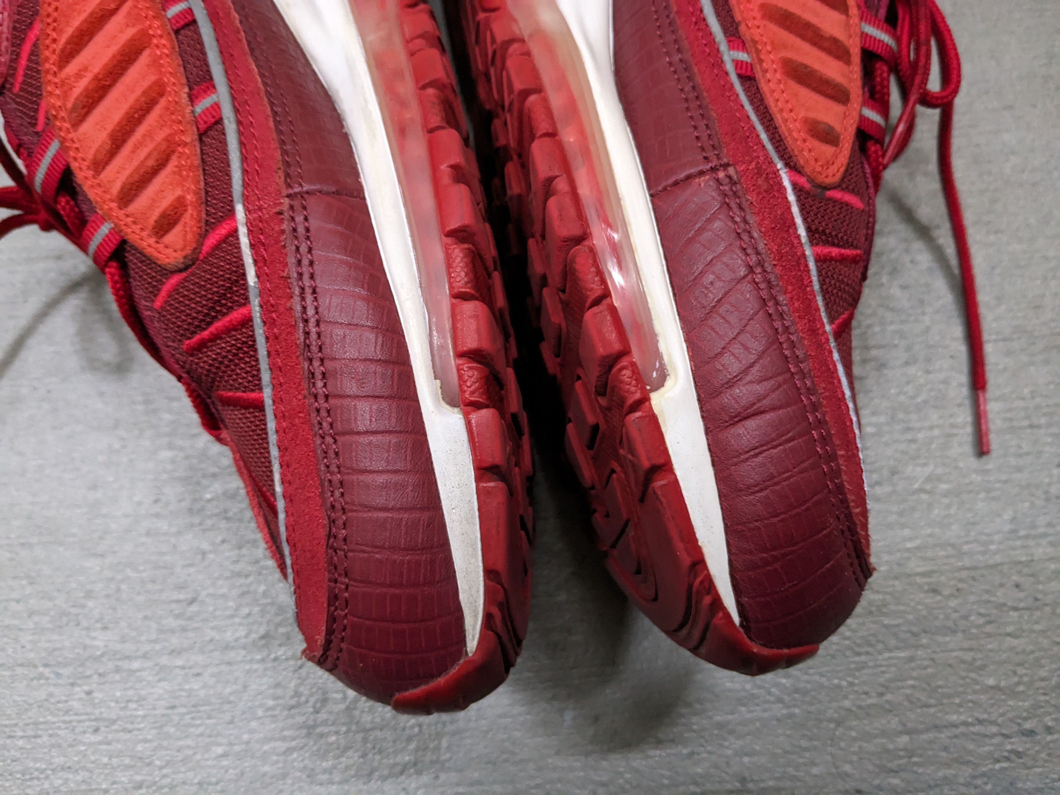 Nike Nike Air Max 98 SE Triple Red Size 11 White AO9380-600 Size US 11 / EU 44 - 13 Thumbnail