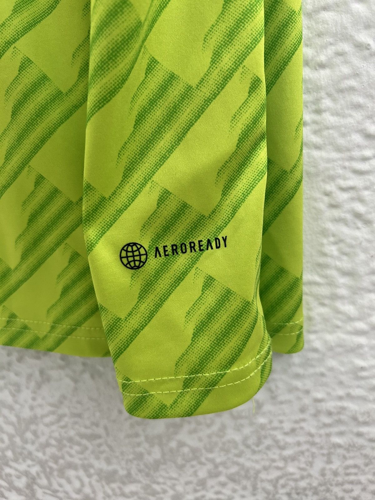 Adidas 2022-23 Casemiro Adidas Manchester United 3rd Kit Size US XXL / EU 58 / 5 - 6 Thumbnail
