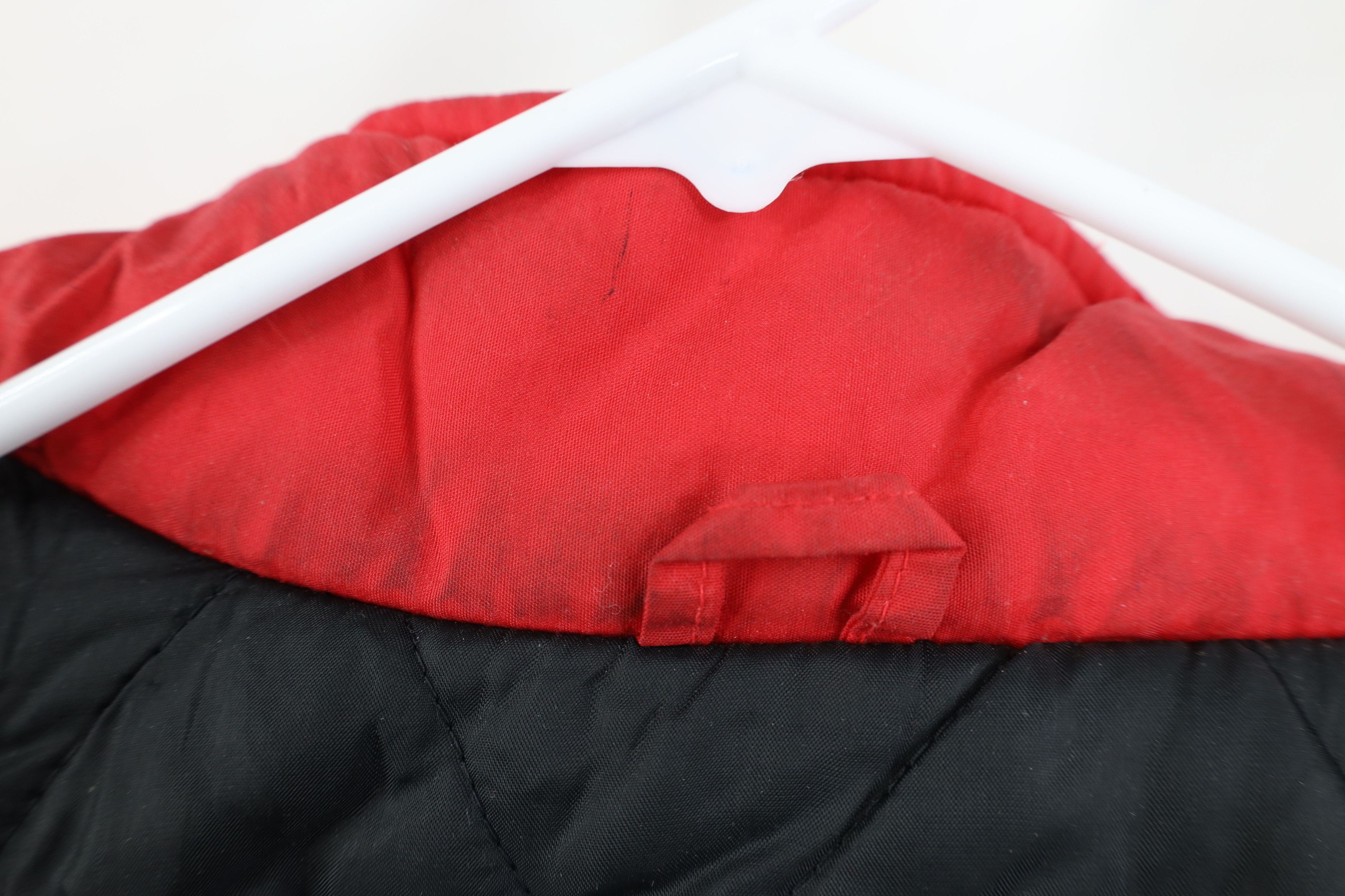 Vintage Vintage 90s Chicago Blackhawks Hockey Quilted Puffer Jacket Size US XL / EU 56 / 4 - 9 Thumbnail
