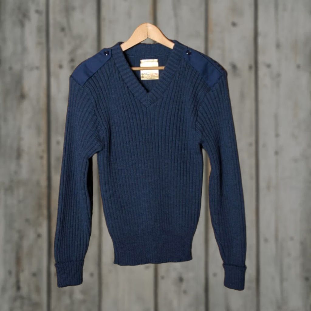 Commando Brigade Quartermasters Woolly Pully Blue Wool Commando Sweater Sz. 36W Men Pullover V-Neck Elbow Patches Shirt/Sweater Size US M / EU 48-50 / 2 - 1 Thumbnail