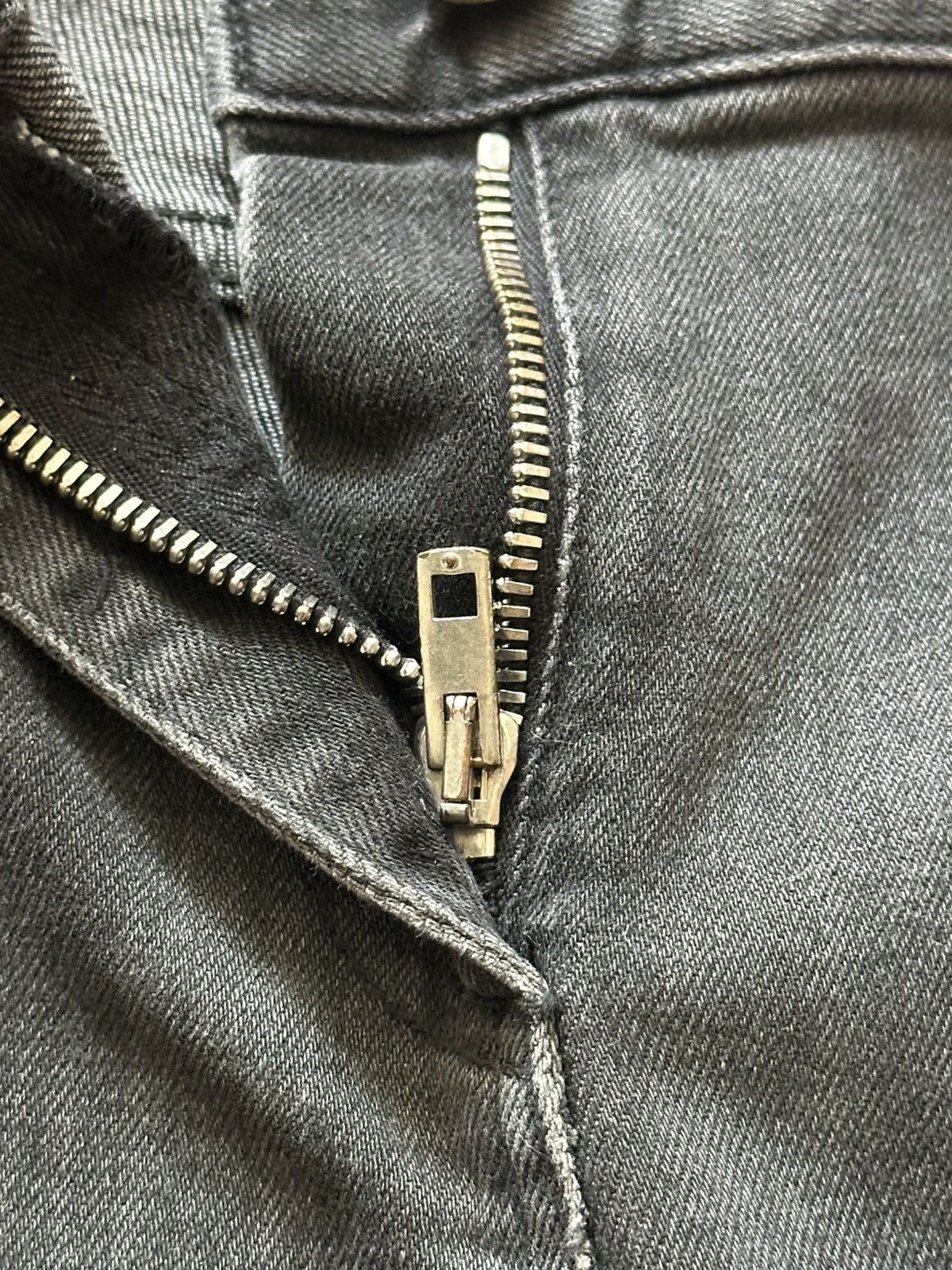 Balmain BALMAIN Decarnin SS2011 Distressed Skinny Gray Denim Jeans Size US 29 - 15 Thumbnail