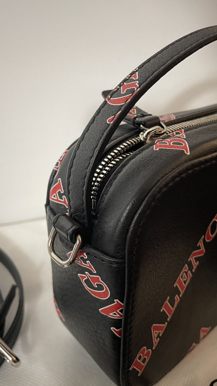 Balenciaga Everyday Camera shoulder bag Size ONE SIZE - 4 Thumbnail