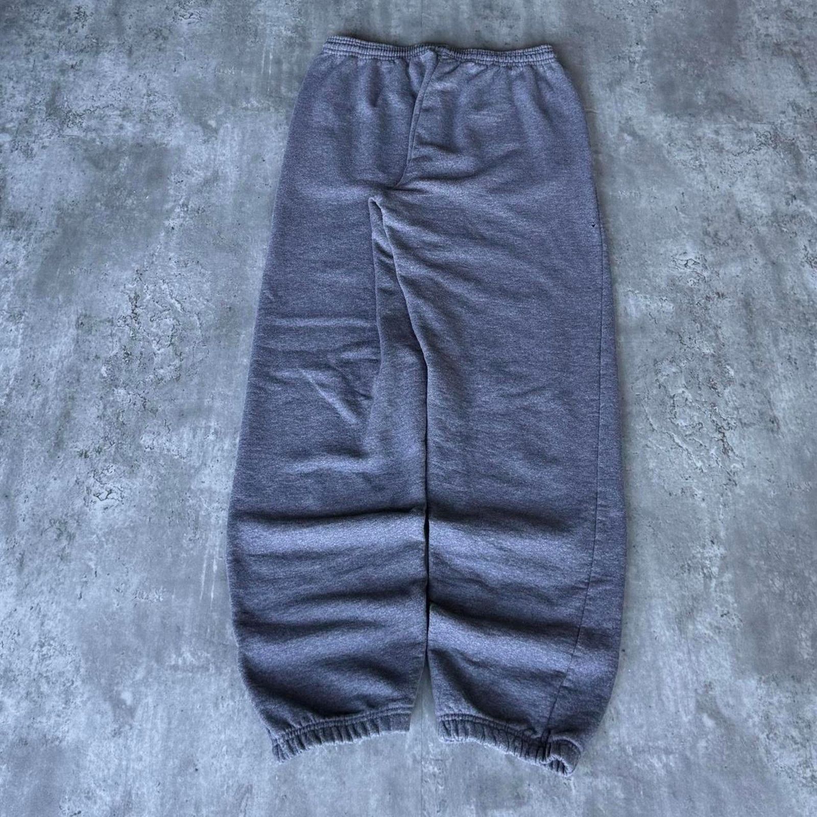 Champion × Vintage Vintage Y2K Champion Baggy Grey Technical Opium Sweatpants Size US 34 / EU 50 - 2 Thumbnail