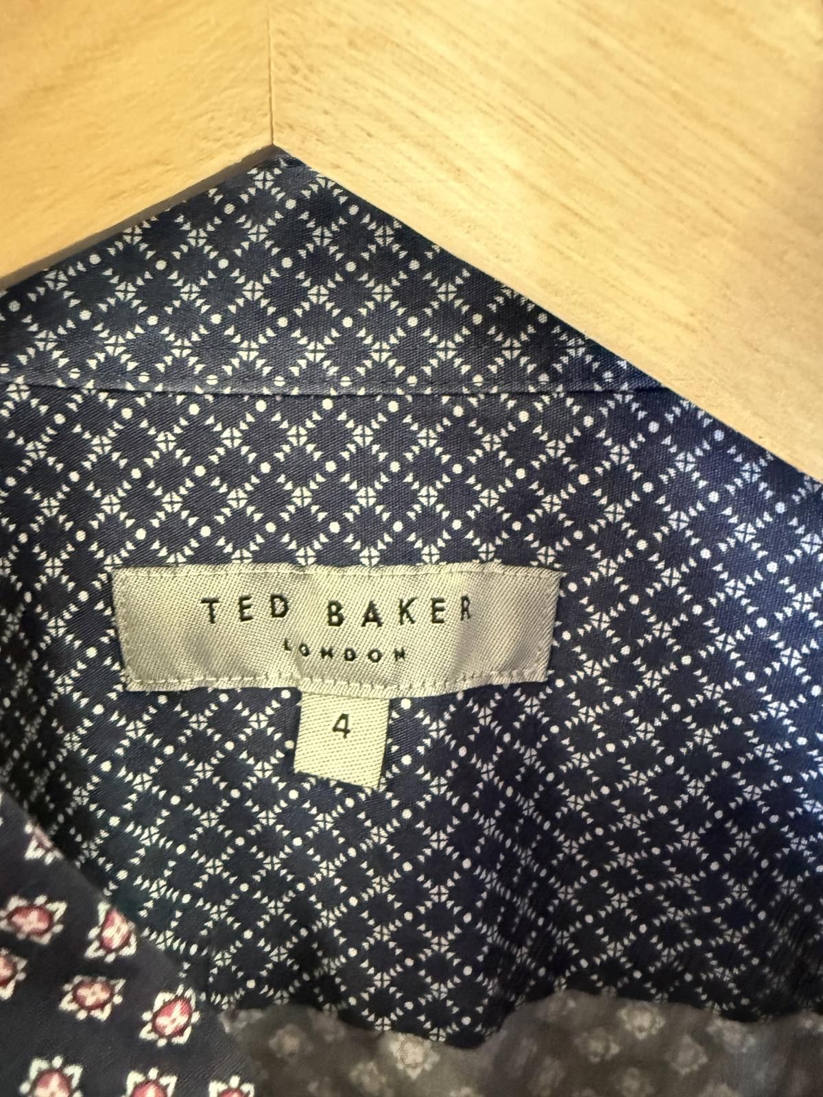 Ted Baker Ted Baker Women's Long Sleeve Shirt - Size 4 Size US S / EU 44-46 / 1 - 3 Thumbnail