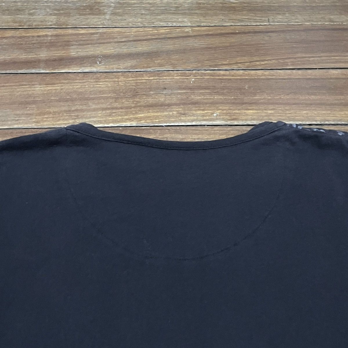 Le Grande Bleu (L.G.B.) Rare Vintage Japanese Brand Semantic Design T-shirt 1990s Size US M / EU 48-50 / 2 - 4 Thumbnail