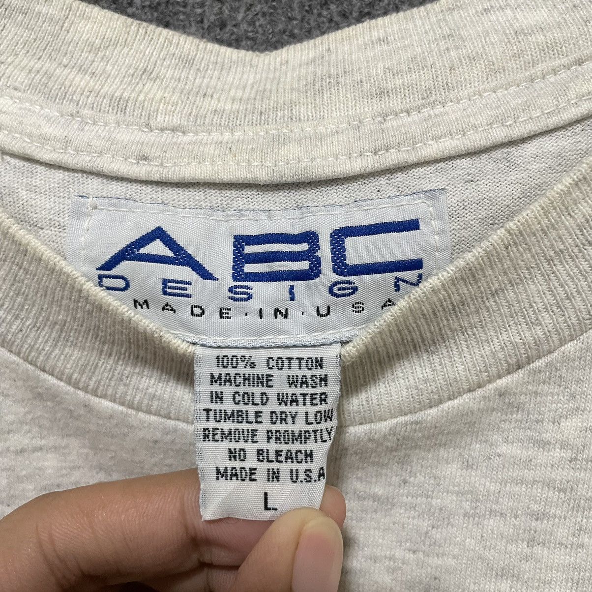 Vintage Vintage 90s ABC Store Honolulu Hawaii T Shirt Size US M / EU 48-50 / 2 - 4 Thumbnail