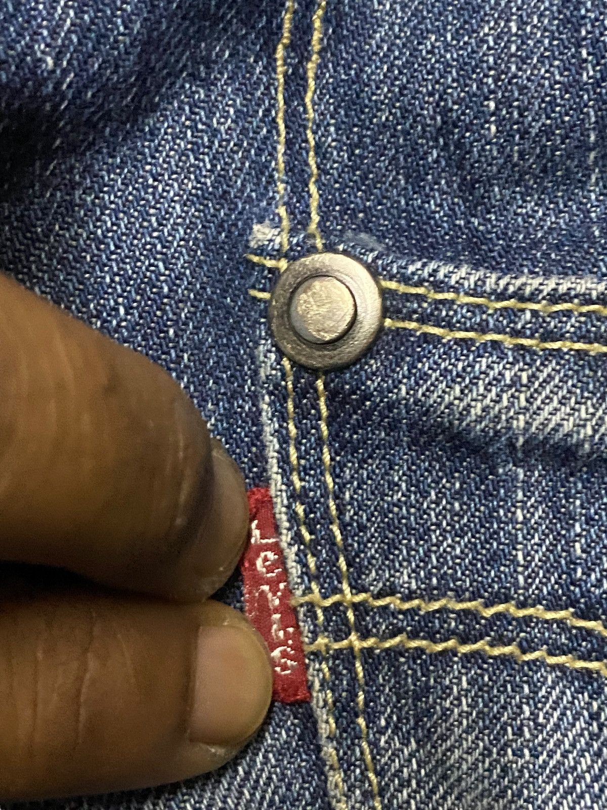 Levi's Vintage Clothing Levis Y2K Engineered Blue Wash Distressed Twist Leg Jean Size US 34 / EU 50 - 13 Thumbnail