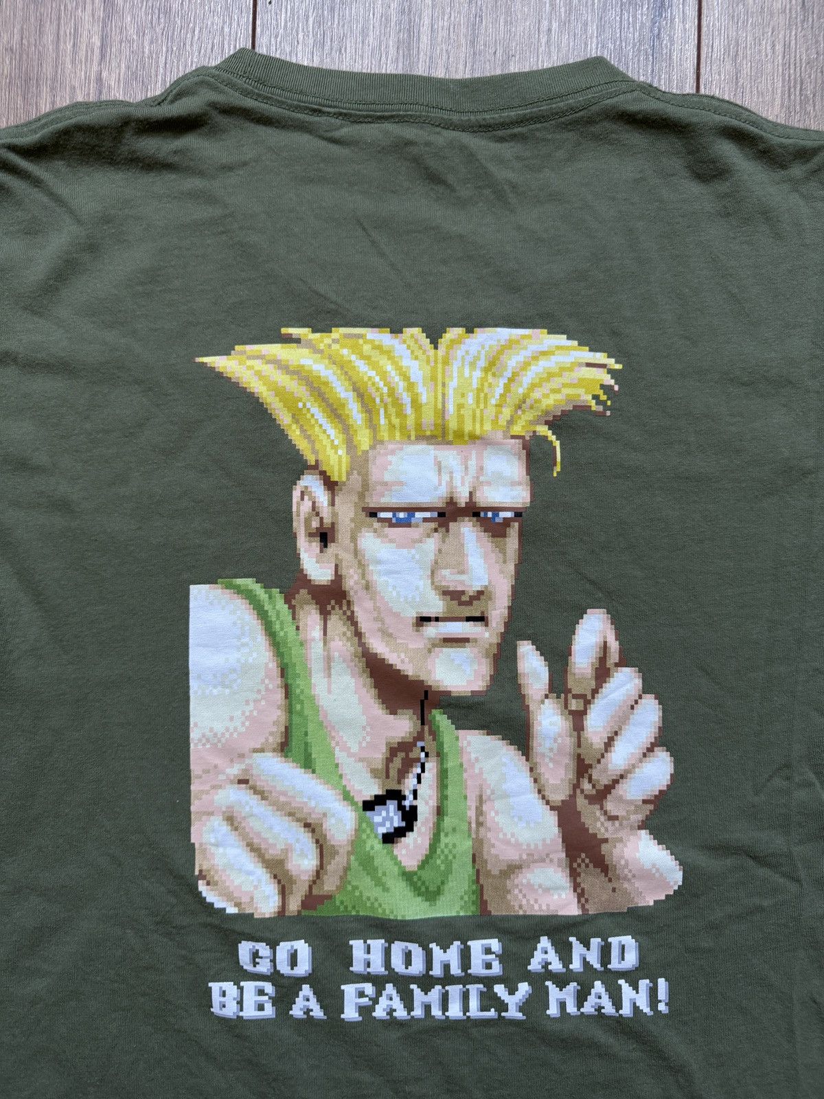 Uniqlo Koszulka Uniqlo Street Fighter Capcom Guile Army Size US M / EU 48-50 / 2 - 6 Thumbnail
