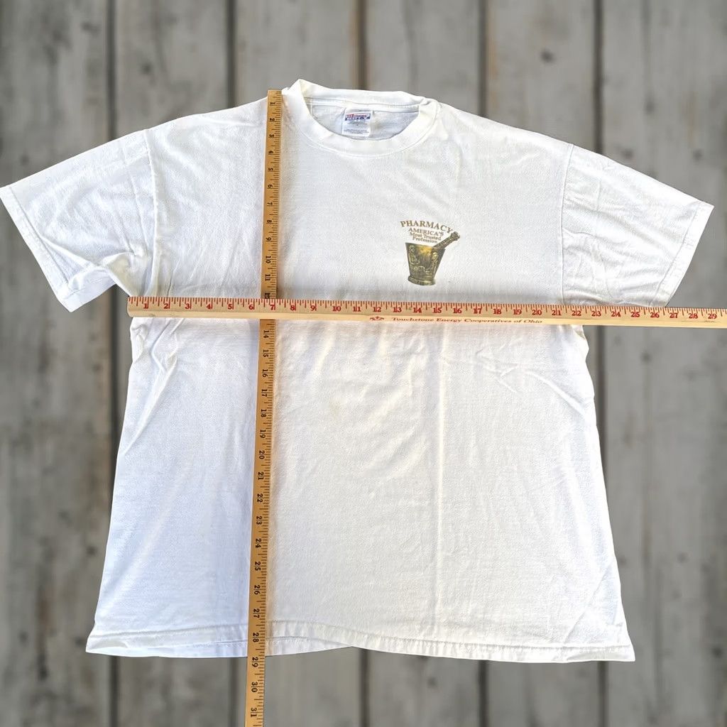 Hanes VINTAGE Hanes T-Shirt Men XL White 90s Graphic Print Claritin Pharmacy Most Trusted Profession Medicine 90s Mens XXL Size US XL / EU 56 / 4 - 1 Thumbnail
