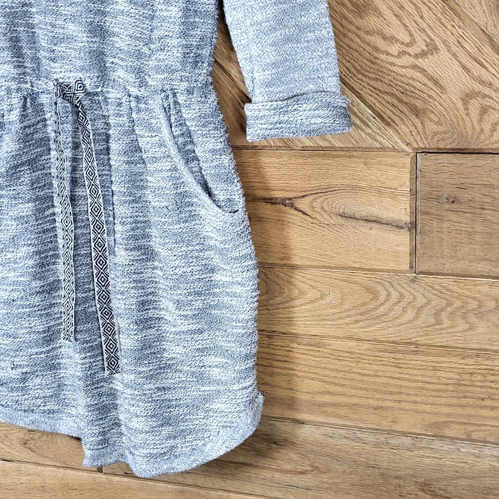 Vintage Maurices Knit Dress Womens Size S Raglan Sleeve Drawstring Pockets Grey Knit Dress Casual Womens S Grey 34" length Pockets Raglan Dress Maurices Size S / US 4 / IT 40 - 8 Thumbnail