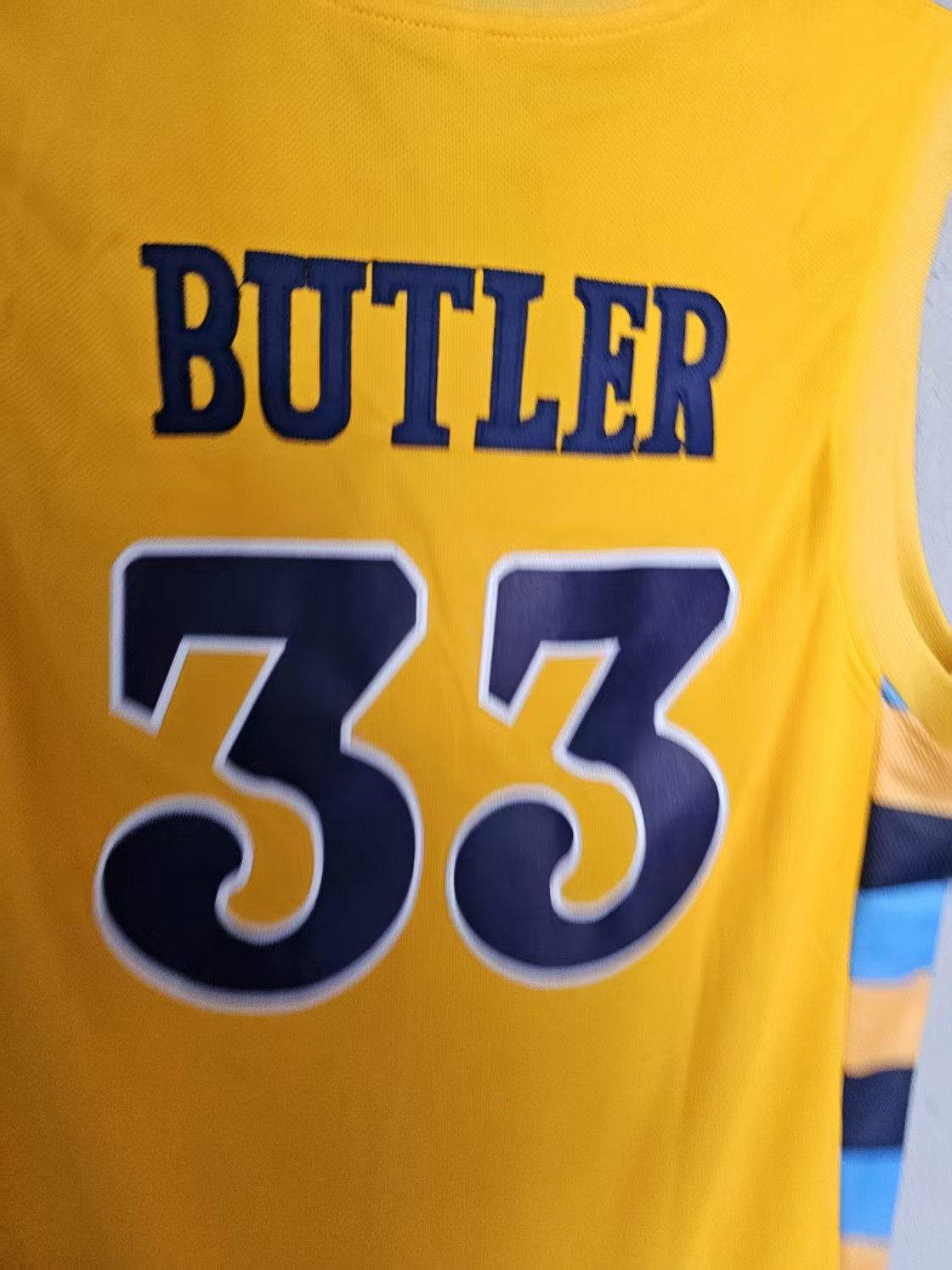 NCAA Marquette 33 Jimmy Butler III Jersey L Size US L / EU 52-54 / 3 - 4 Thumbnail