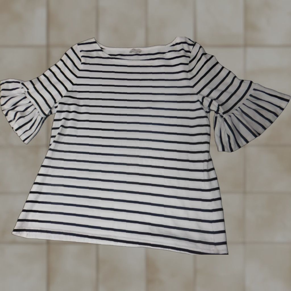 Talbots Talbots Blouse Shirt XL White Striped Bell Sleeve Round Neck Pullover Ruffle Cotton Women's Regular Basic casual Size XL / US 12-14 / IT 48-50 - 1 Thumbnail
