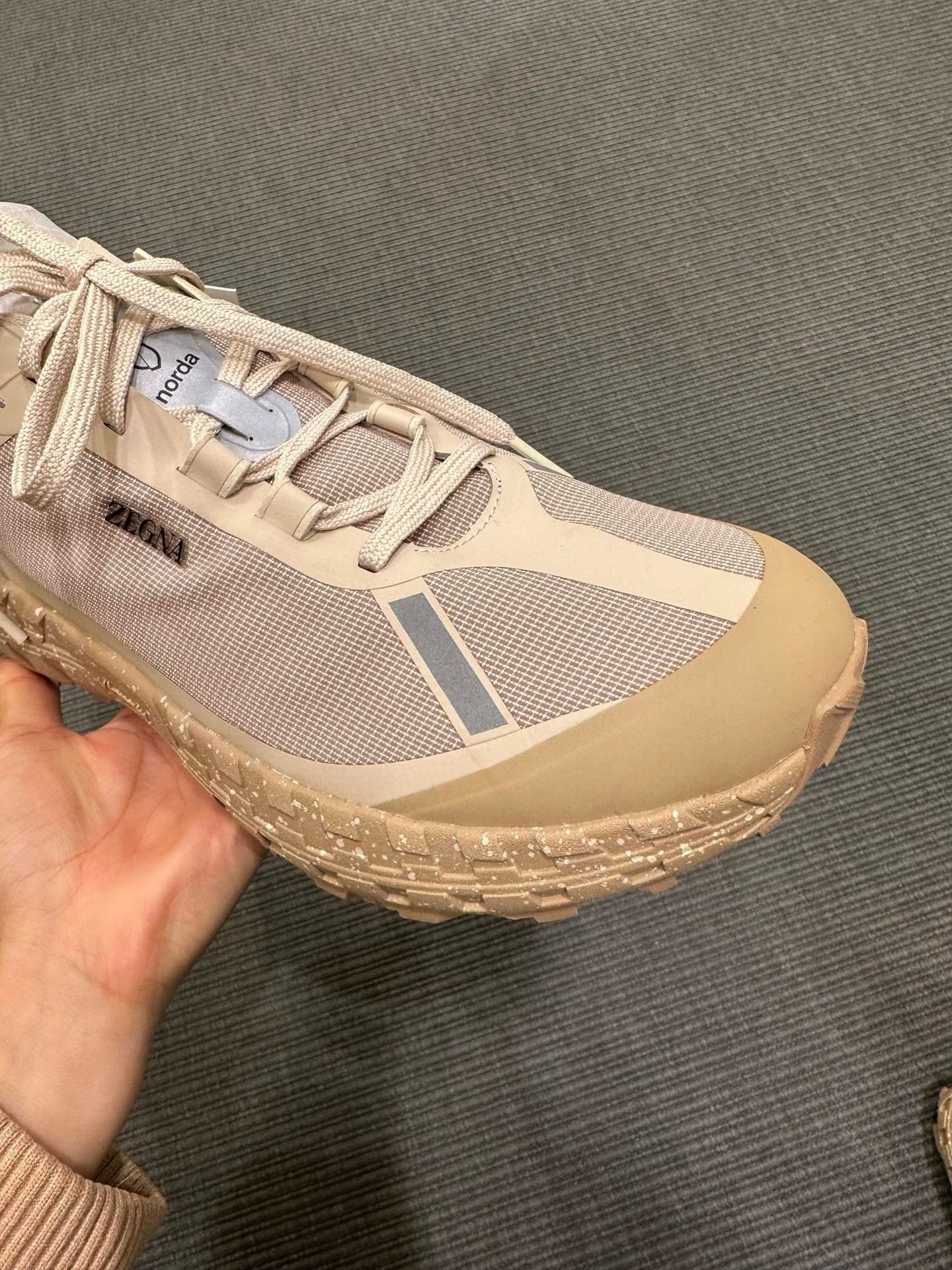 Ermenegildo Zegna Zegna Beige Hiking Sneakers Size US 10 / EU 43 - 4 Thumbnail