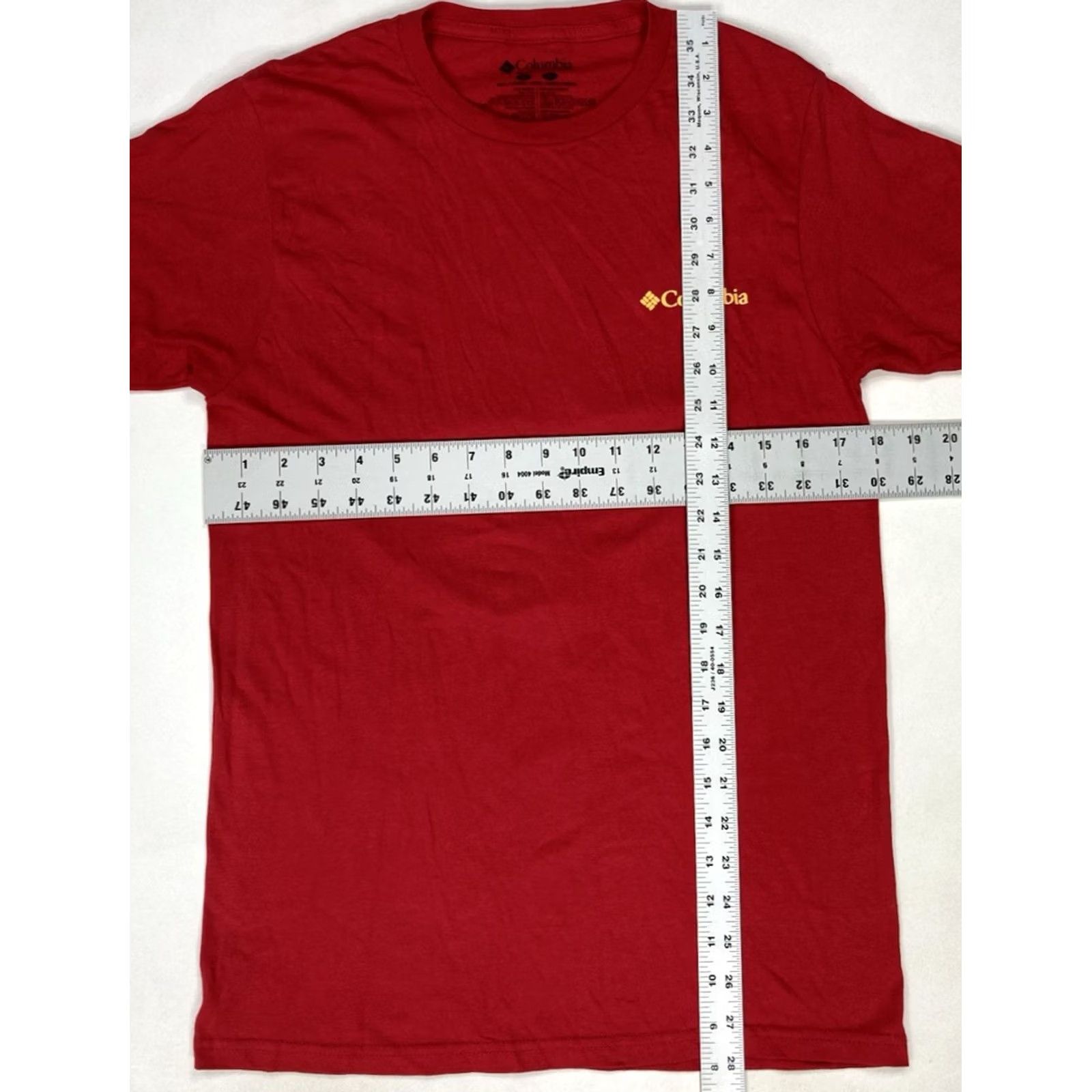 Vintage Columbia T-Shirt Men Small Red Graphic Print Short Sleeve Crew Neck All Seasons Outdoor Animals Logo Size US S / EU 44-46 / 1 - 6 Thumbnail