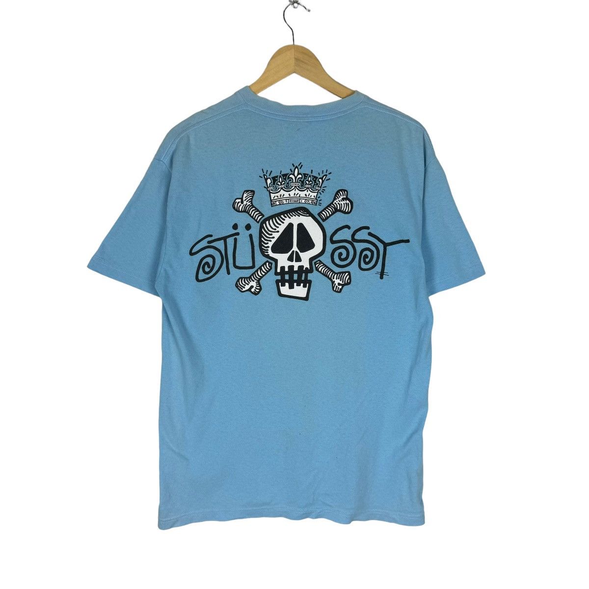 Stussy ❄️STUSSY CROSS SKULLS BONES TSHIRT Size US L / EU 52-54 / 3 - 1 Thumbnail