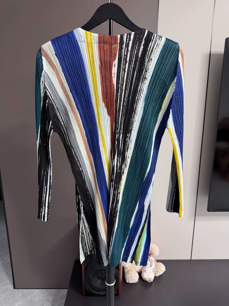 Issey Miyake Issey Miyake size:3 Dark-leaved long-vein cardigan Size S / US 4 / IT 40 - 2 Thumbnail